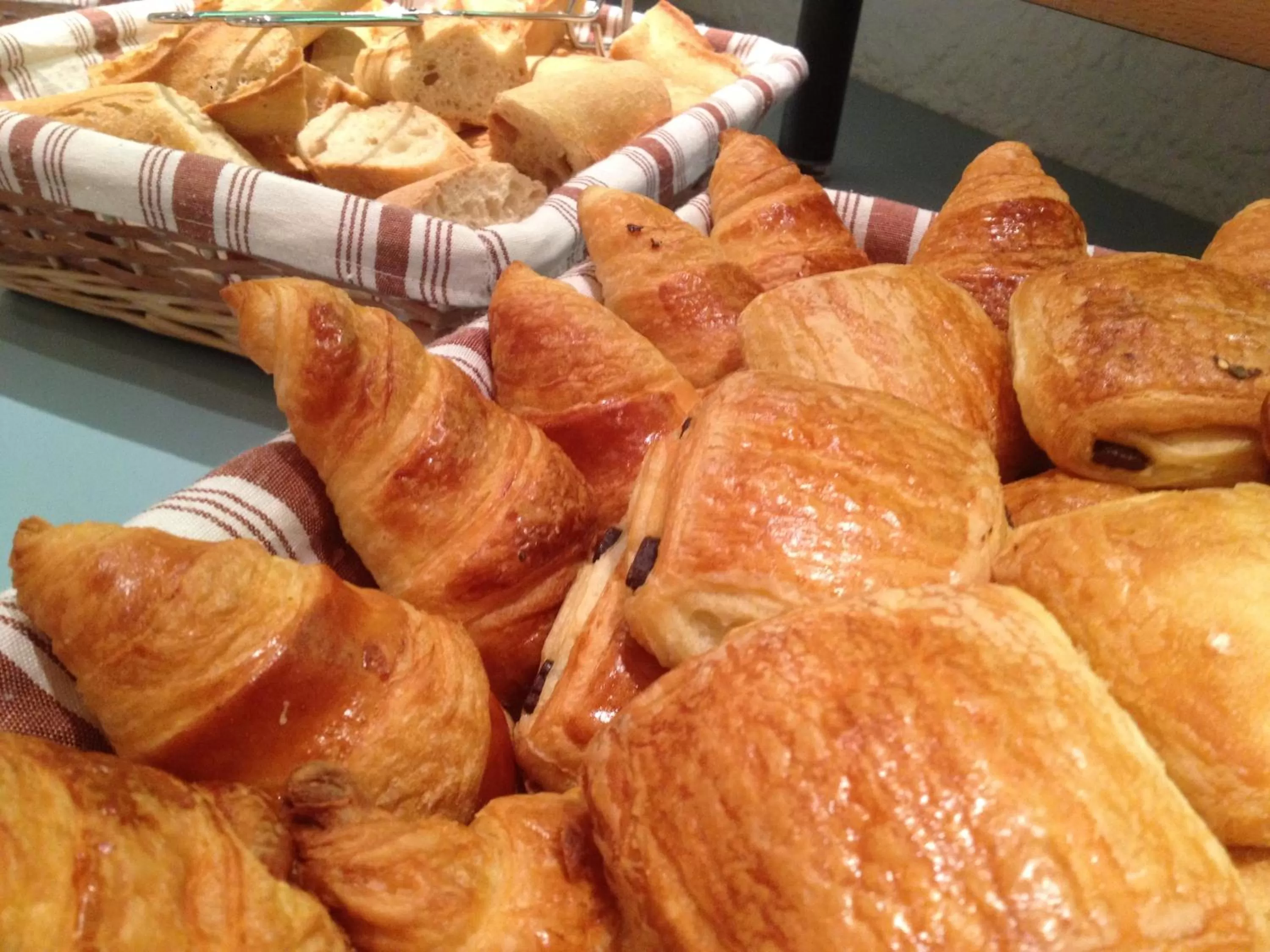 Decorative detail in Logis Hôtel Atrium Epinal Golbey