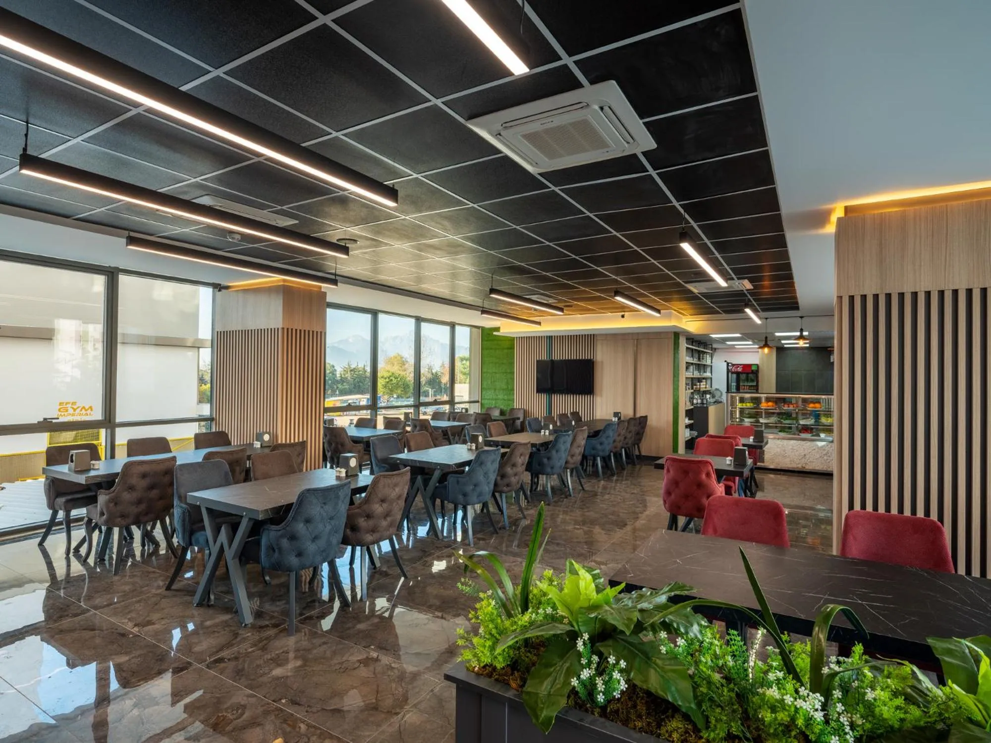 Restaurant/places to eat in Anelli Hotel