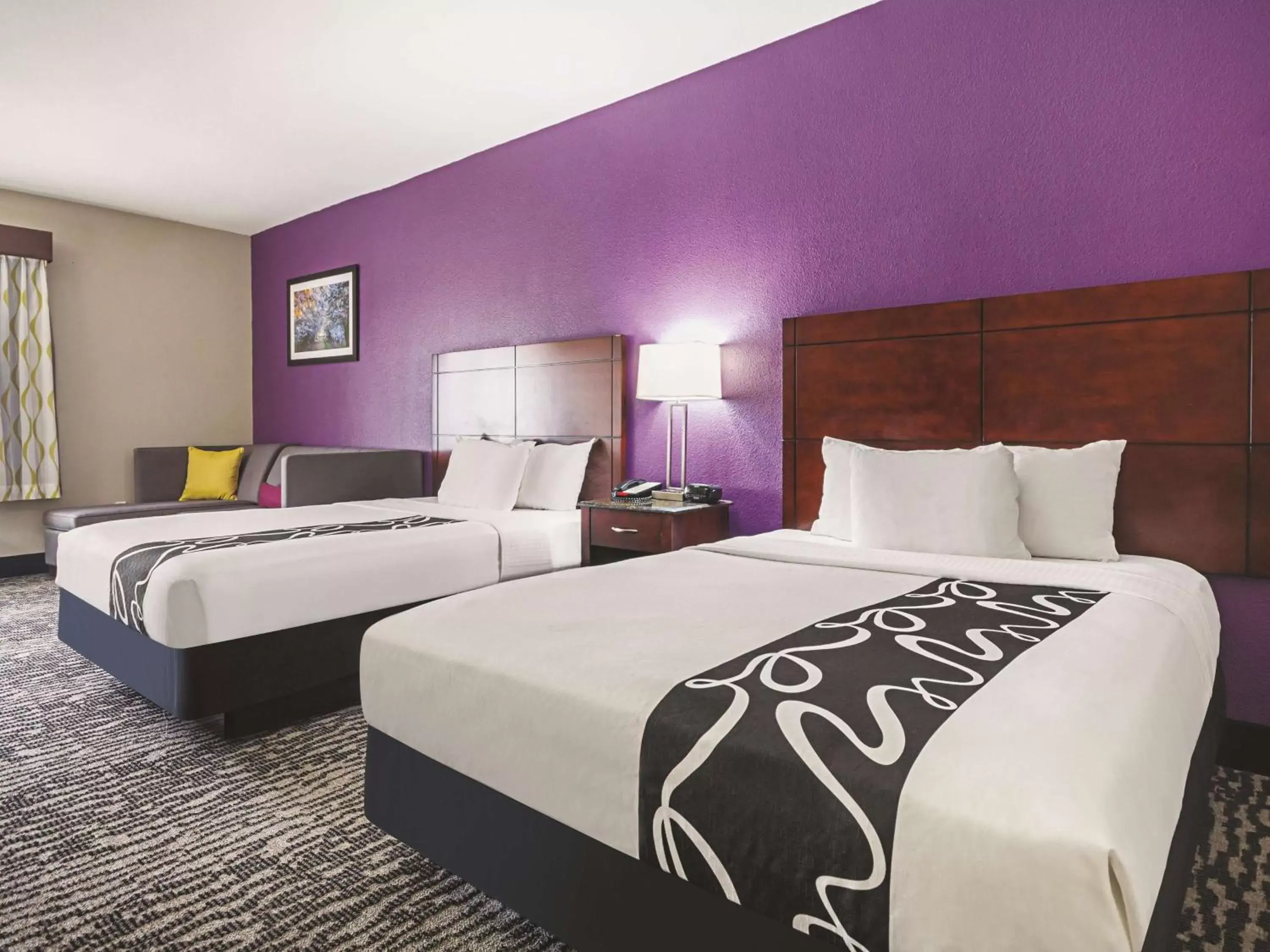 Family Room with Two Queen Beds - Non-Smoking in La Quinta by Wyndham Fresno Northwest Family Room with Two Queen Beds - Non-Smoking in La Quinta by Wyndham Fresno Northwest