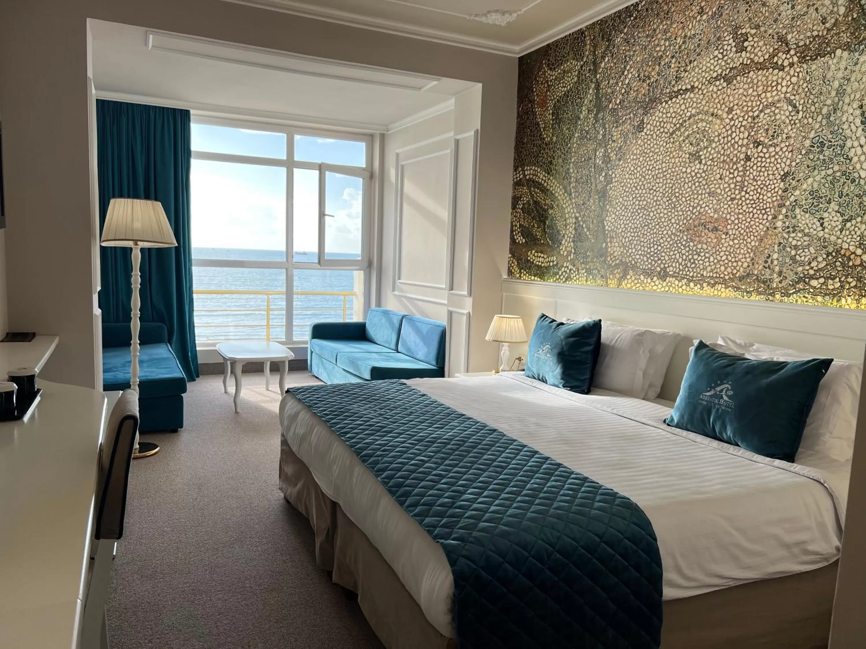 Bed in Adriatik Hotel, BW Premier Collection