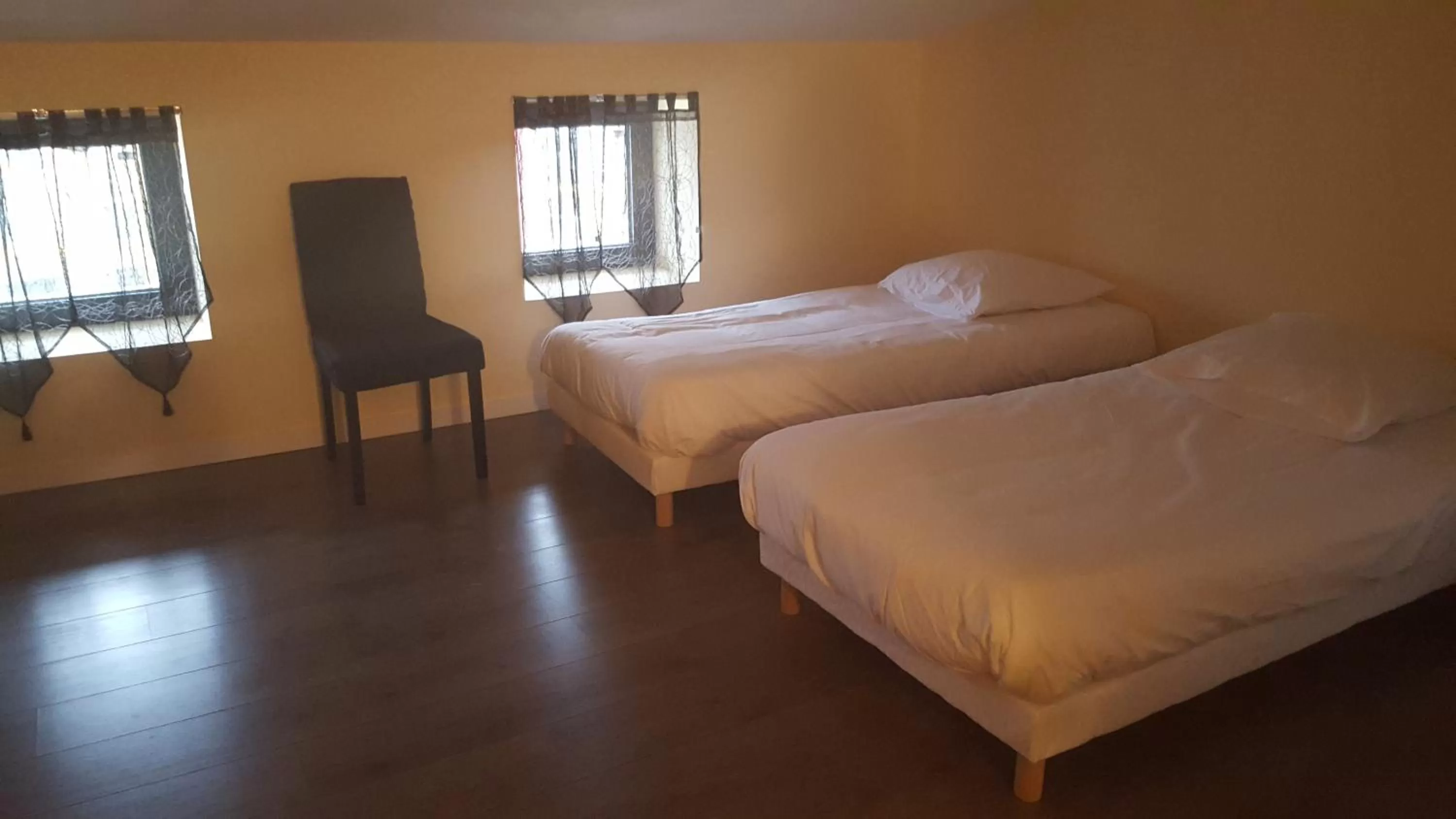 Day, Bed in Kyriad Direct Morez