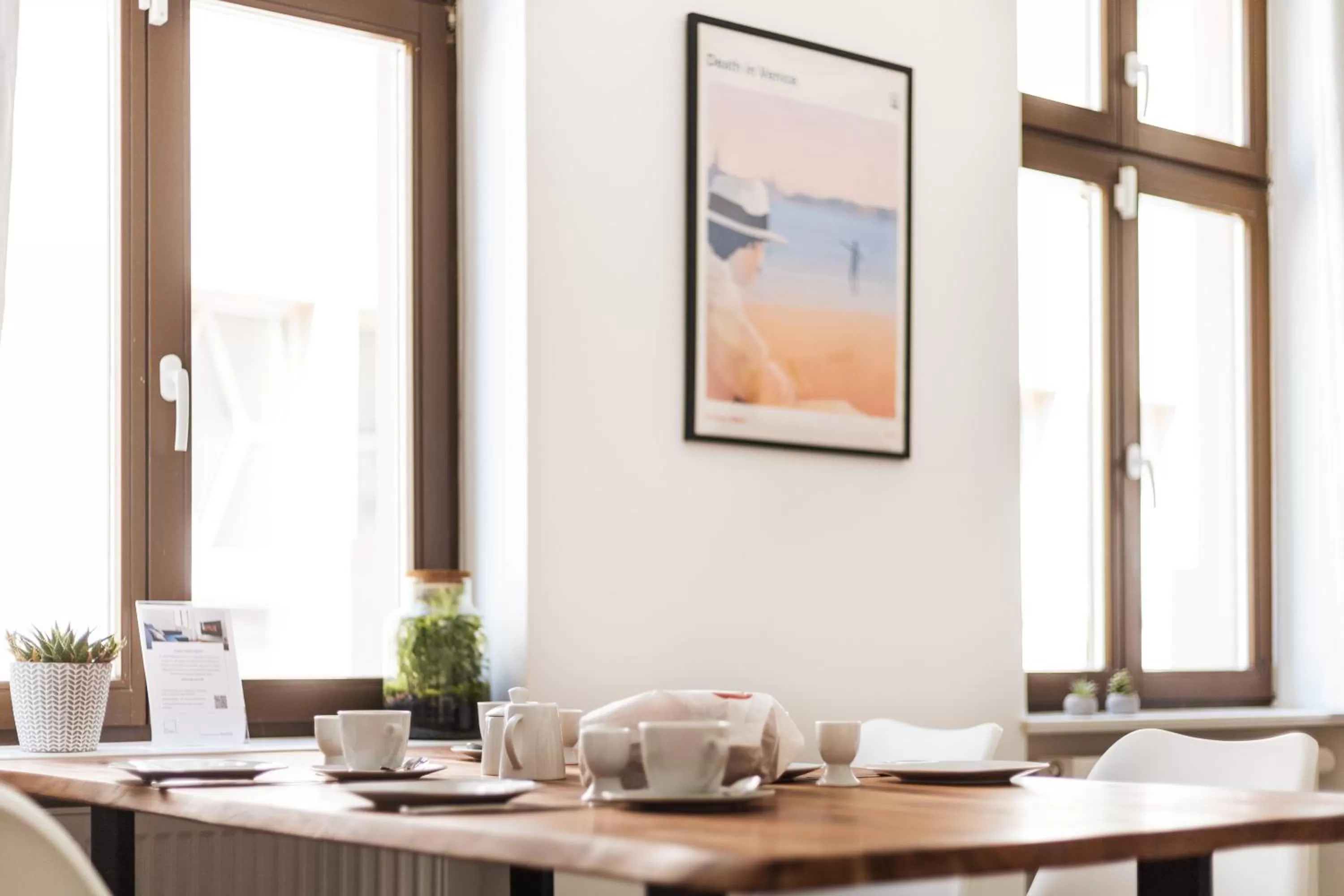 Dining area in Apartments am Neuen Theater - Altstadt - Zentral - Küche - Wifi - Powered by Ko-Living