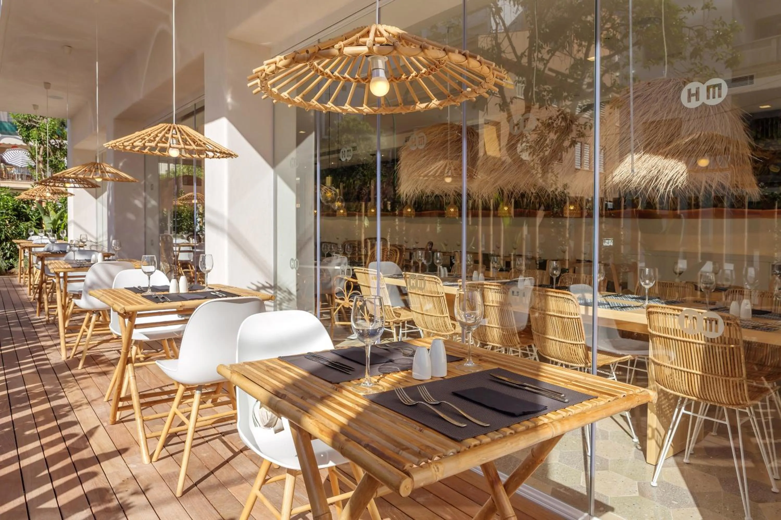 Restaurant/places to eat in HM Alma Beach - Adults Only