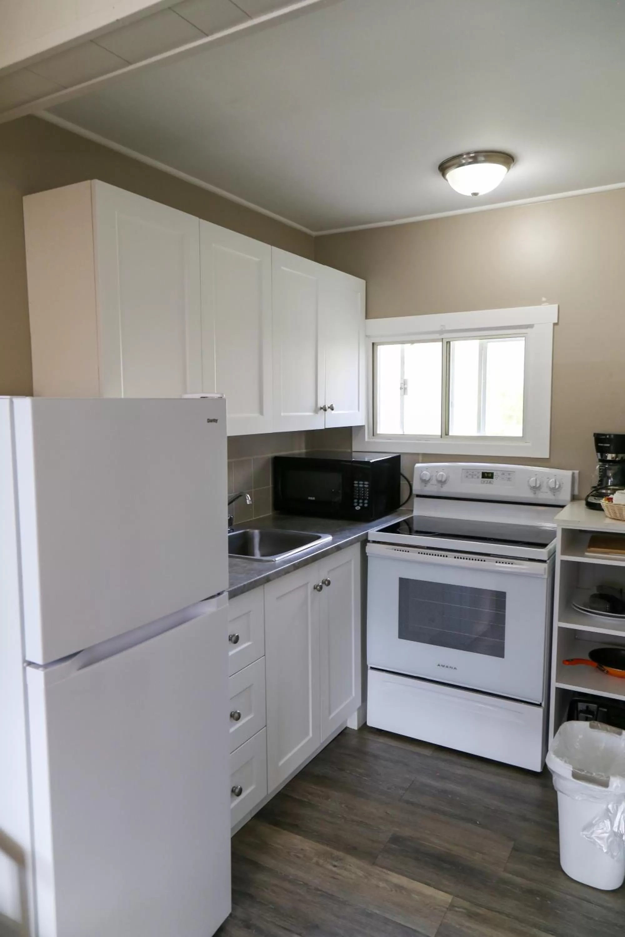 Kitchen or kitchenette in Richter Pass Beach Resort