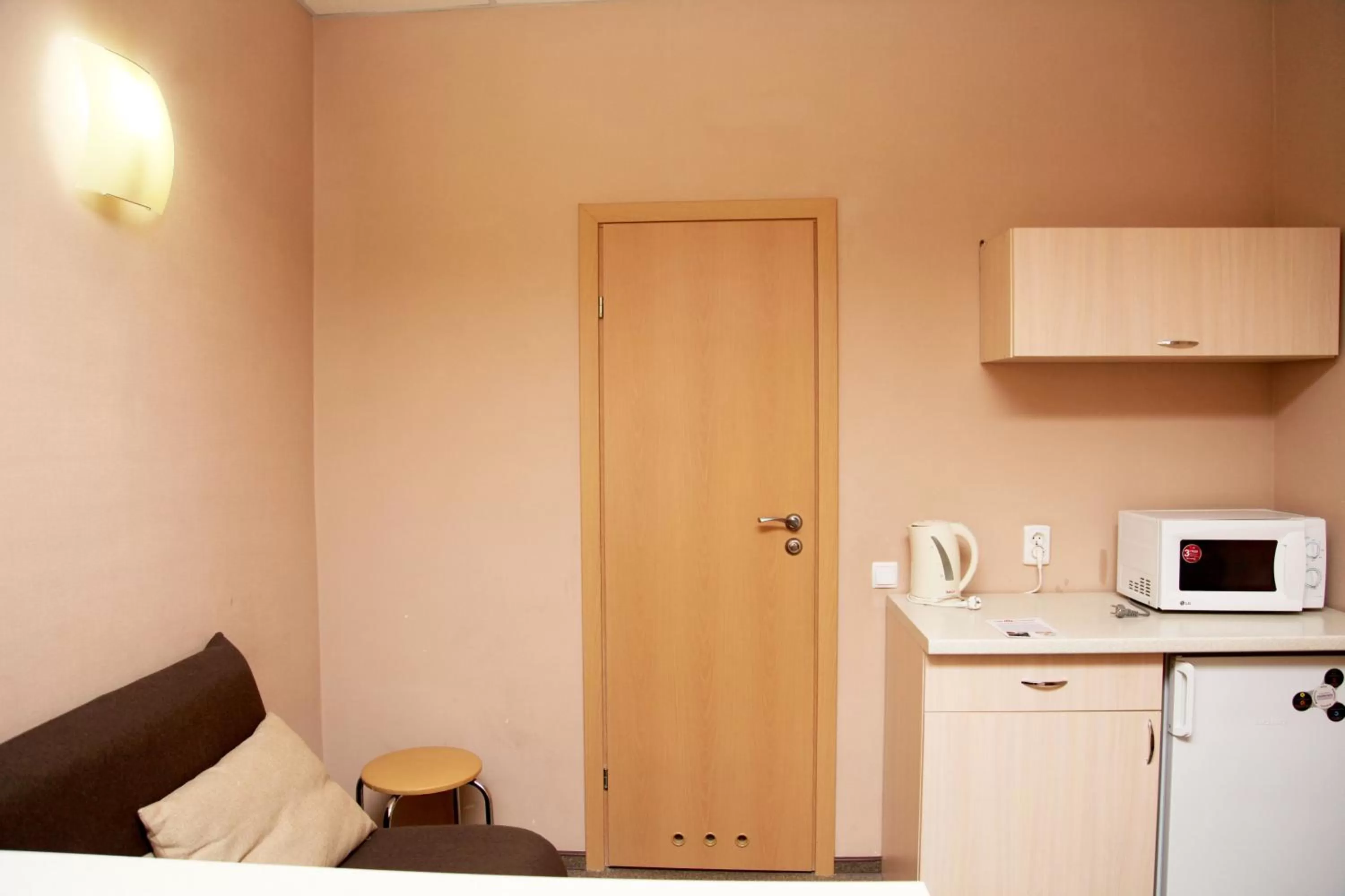 Dining area, Kitchen/Kitchenette in irisHotels