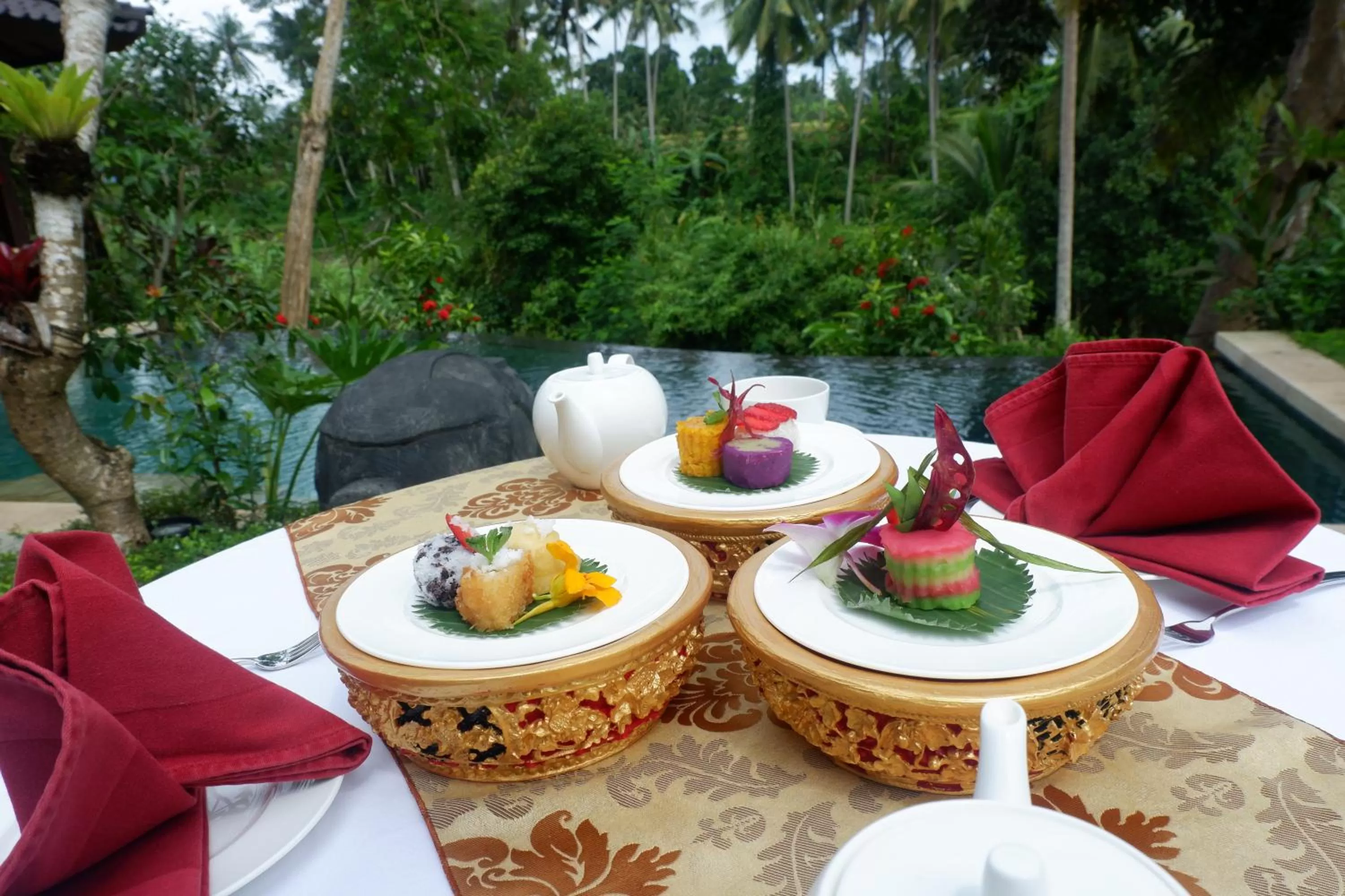 Meals in Dwaraka The Royal Villas