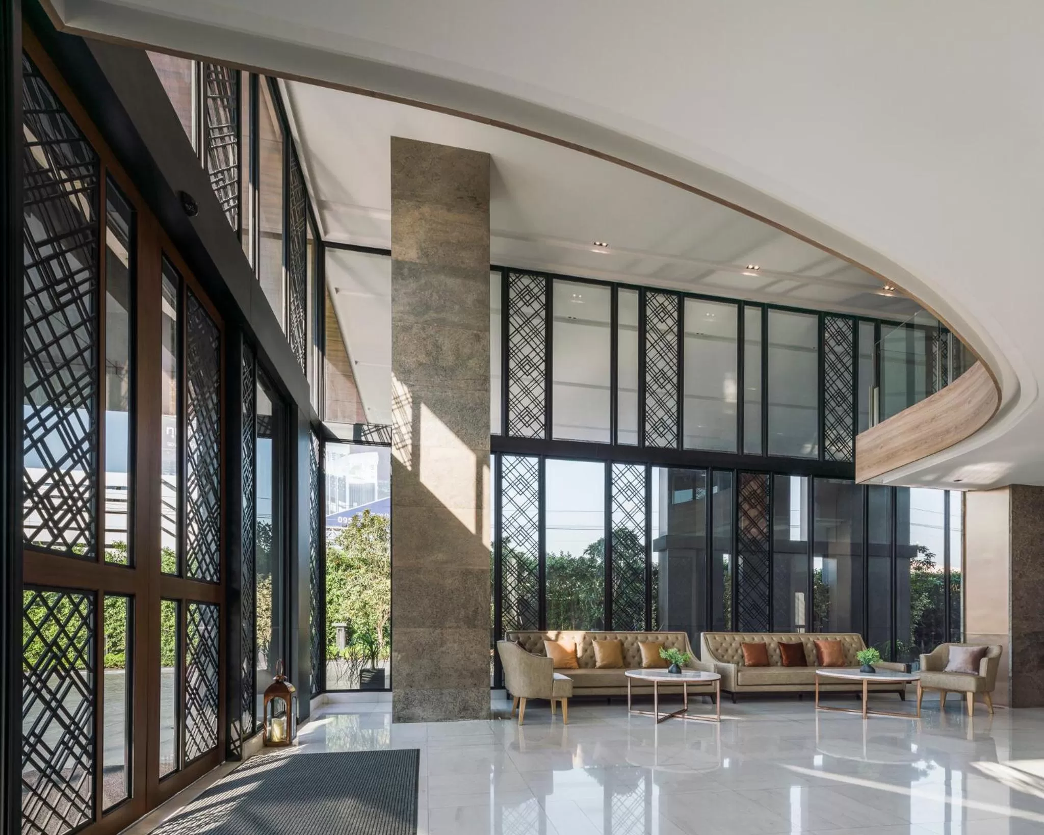 Lobby or reception in Zayn Hotel Bangkok - Airport Link Access