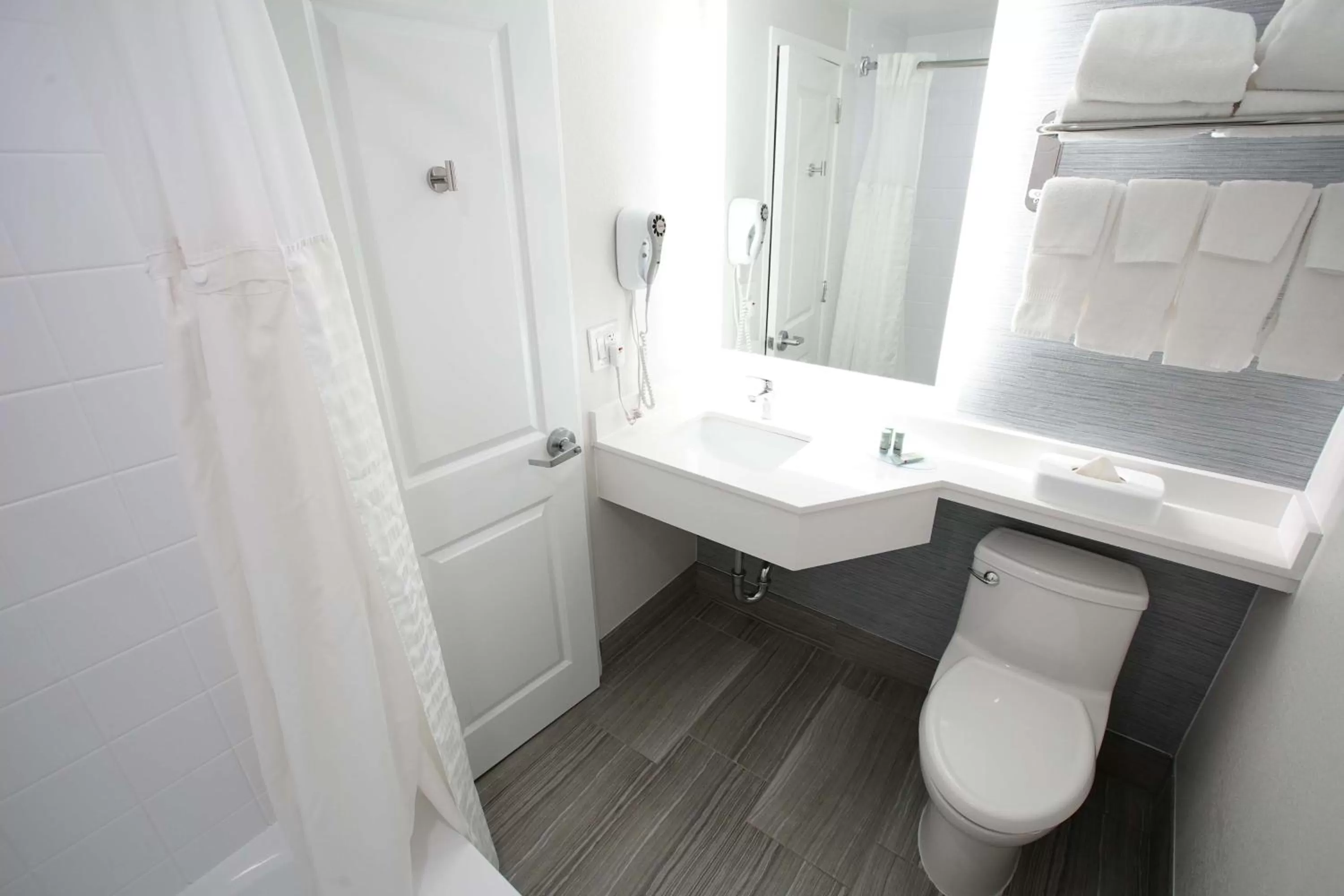 Bathroom in Best Western Paramus Hotel & Suites