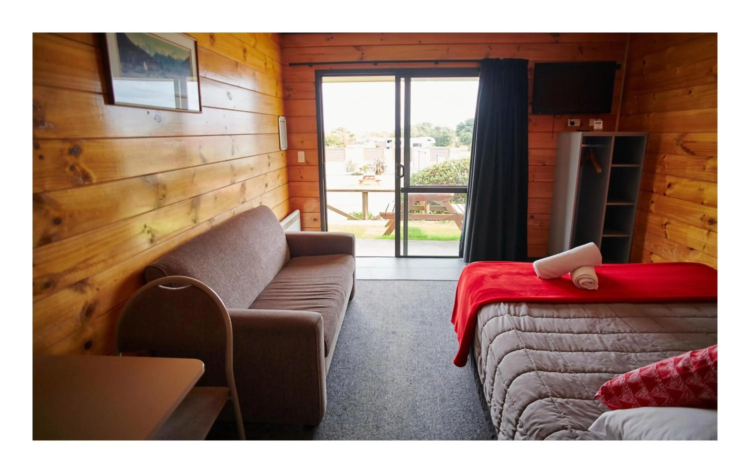 Bed in Greymouth Seaside TOP 10 Holiday Park