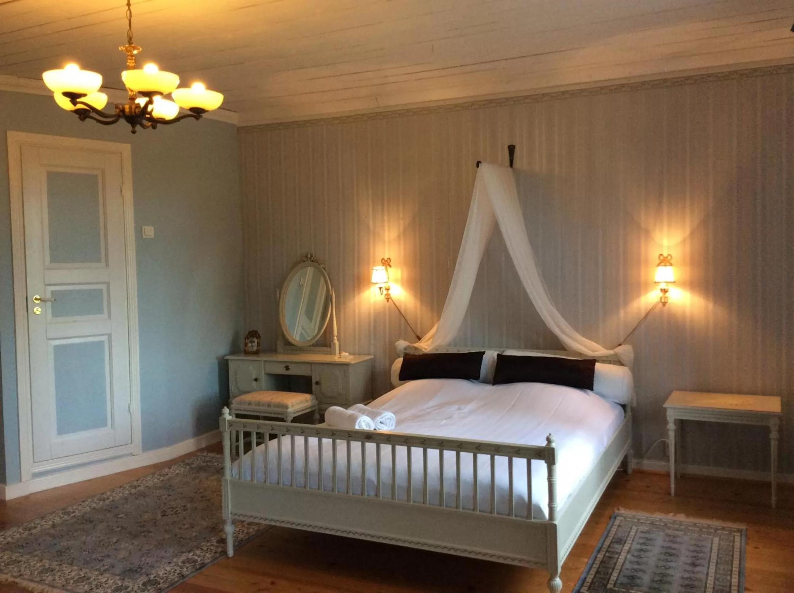 Bed in Tiittalan Kartano