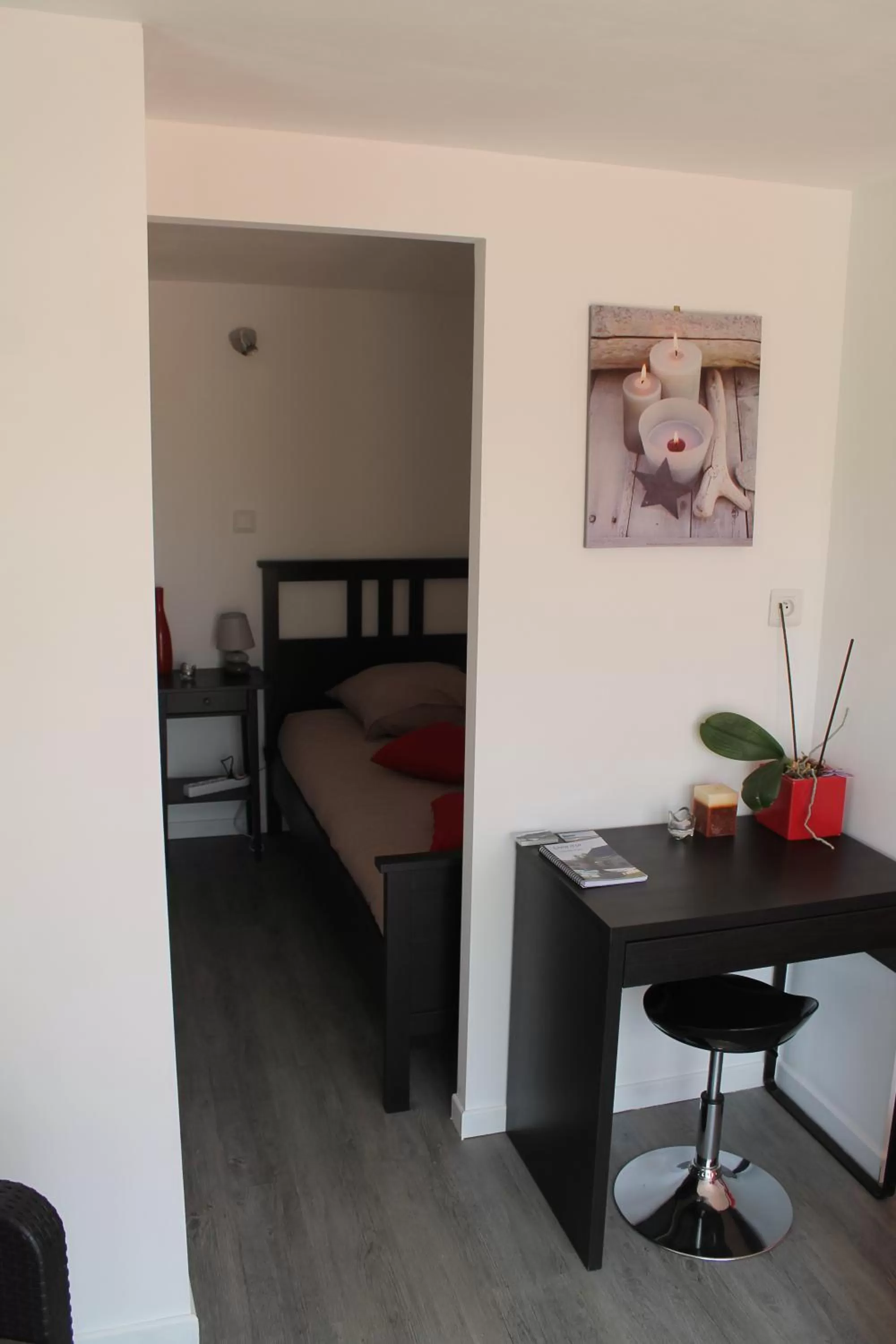 Bedroom, Bed in Le Champ De La Ferme