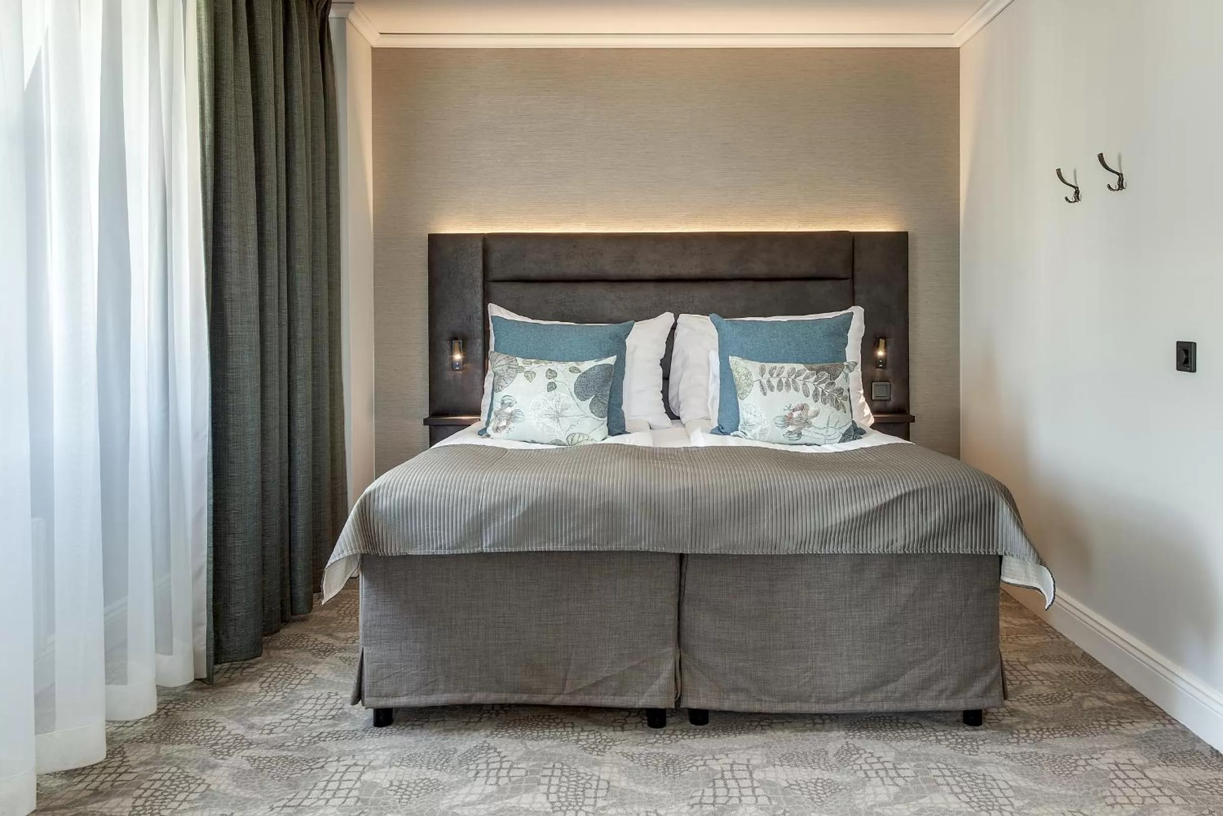 Bed in Home Hotel Victoria