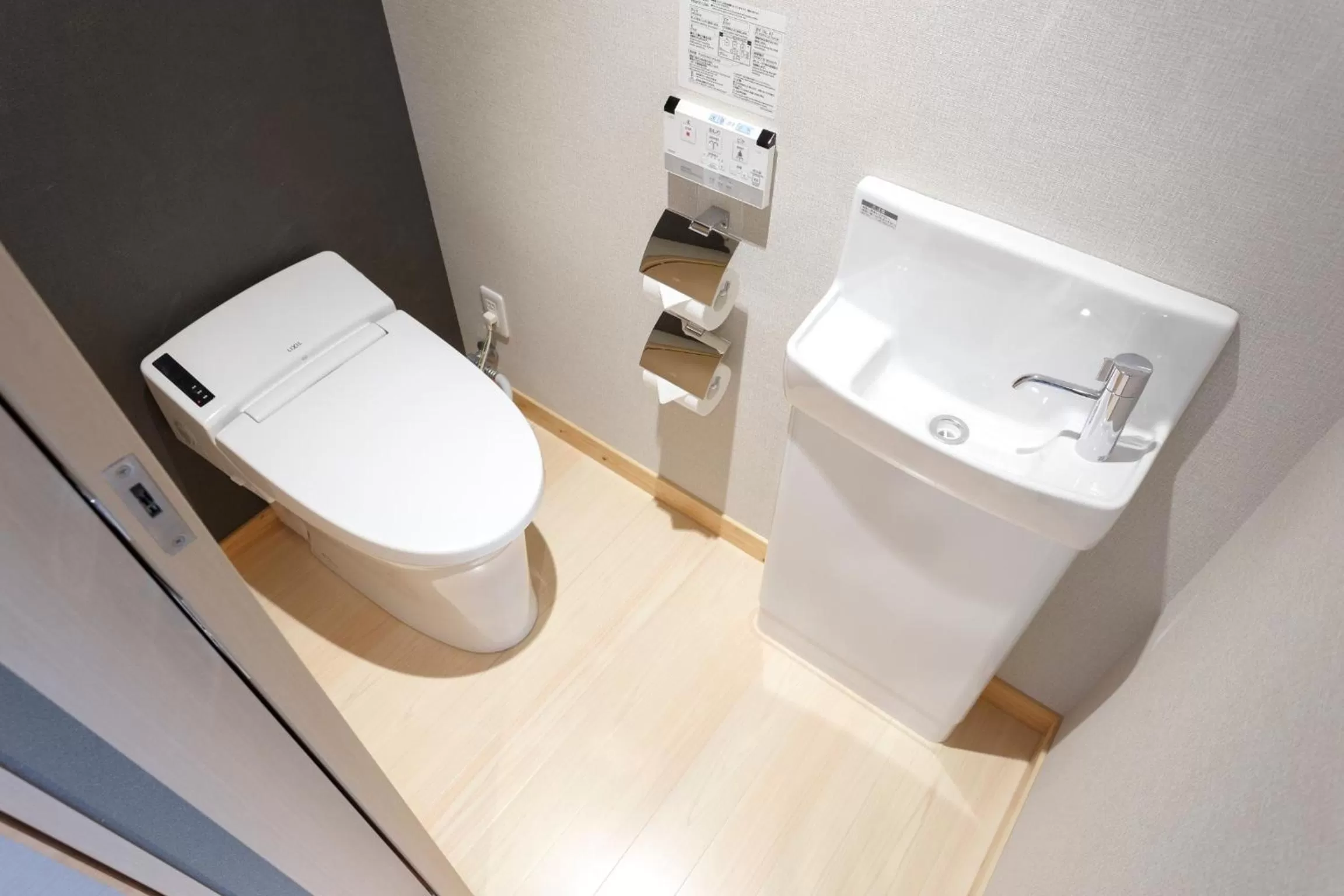 Toilet in Osaka View Hotel Honmachi
