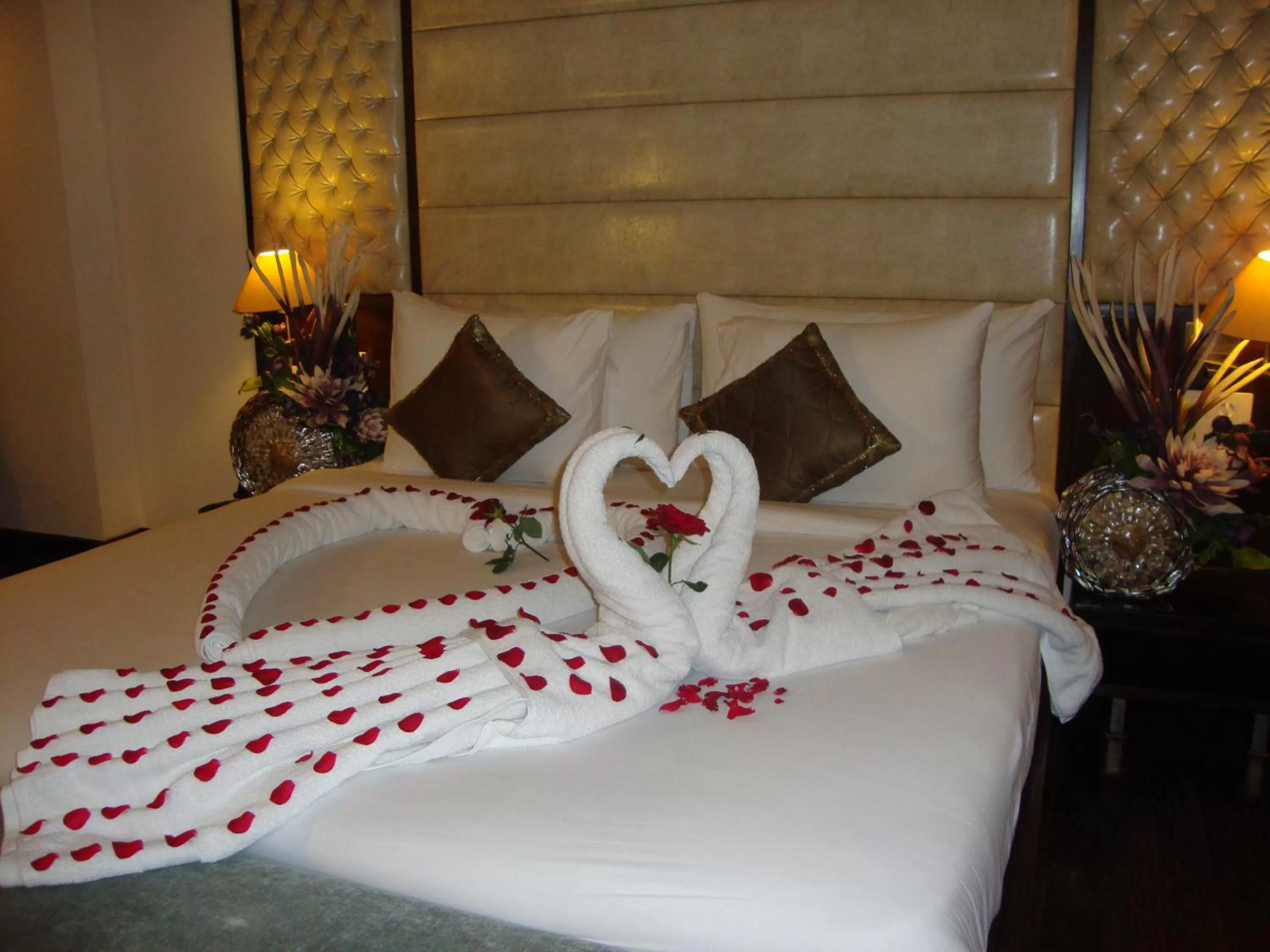 Bedroom, Bed in Best Western Maryland