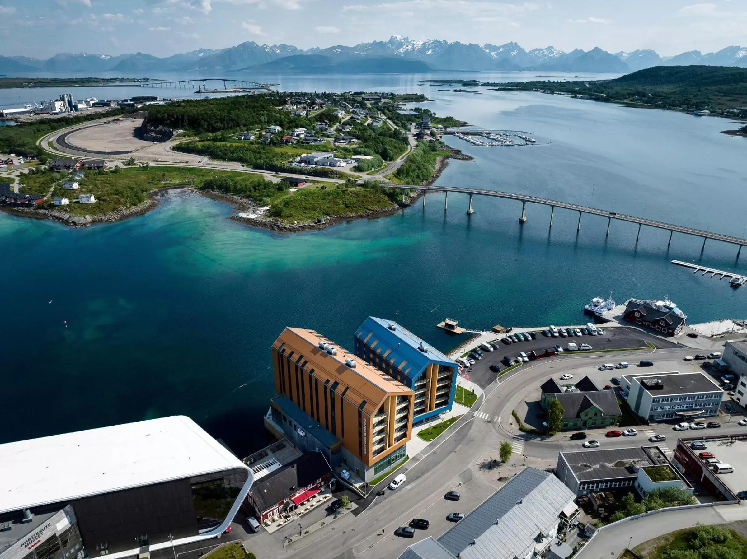 Property building, Bird's-eye View in Quality Hotel Richard With Property building, Bird's-eye View in Quality Hotel Richard With