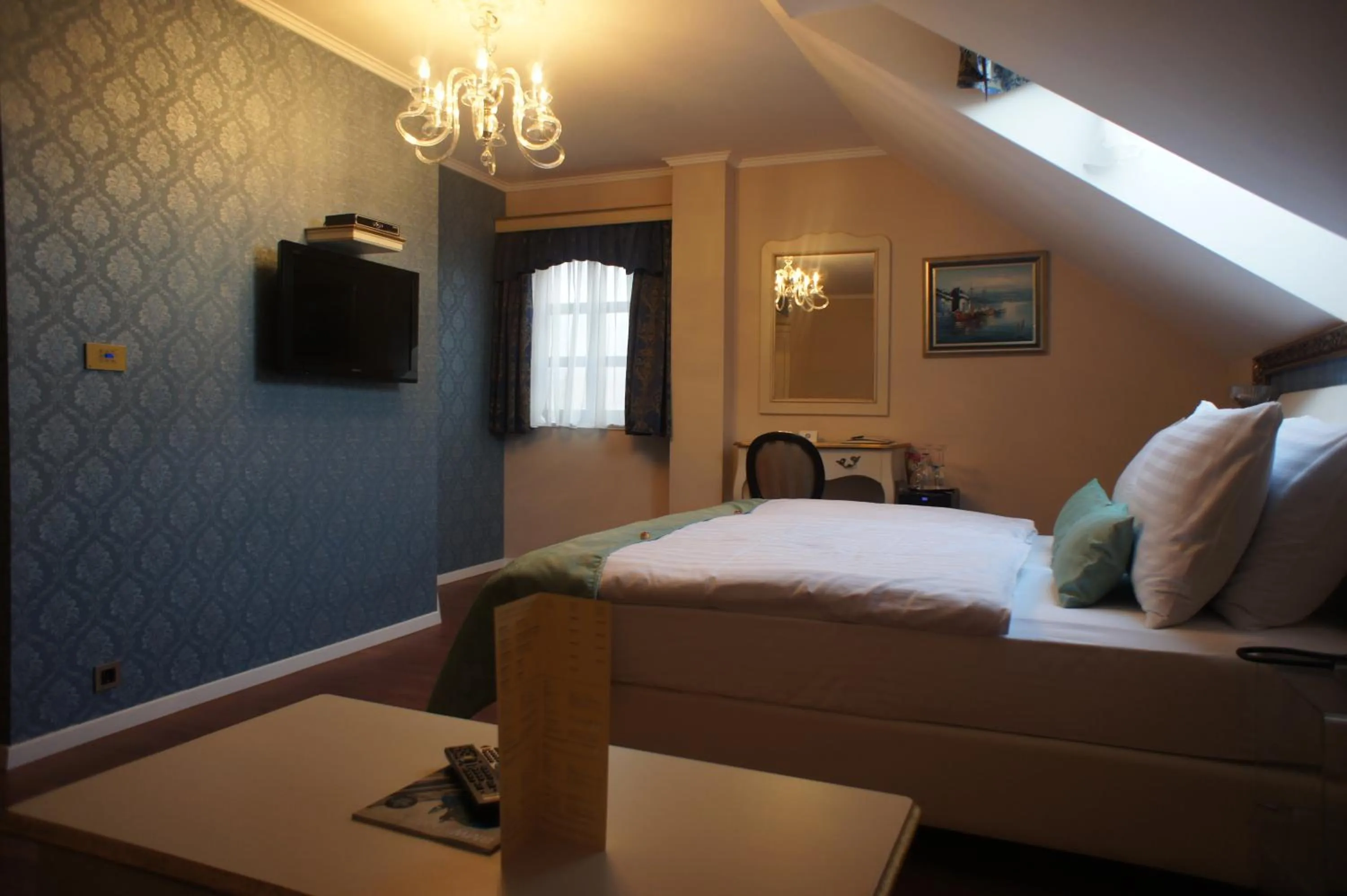 Photo of the whole room, Bed in Hotel Actum