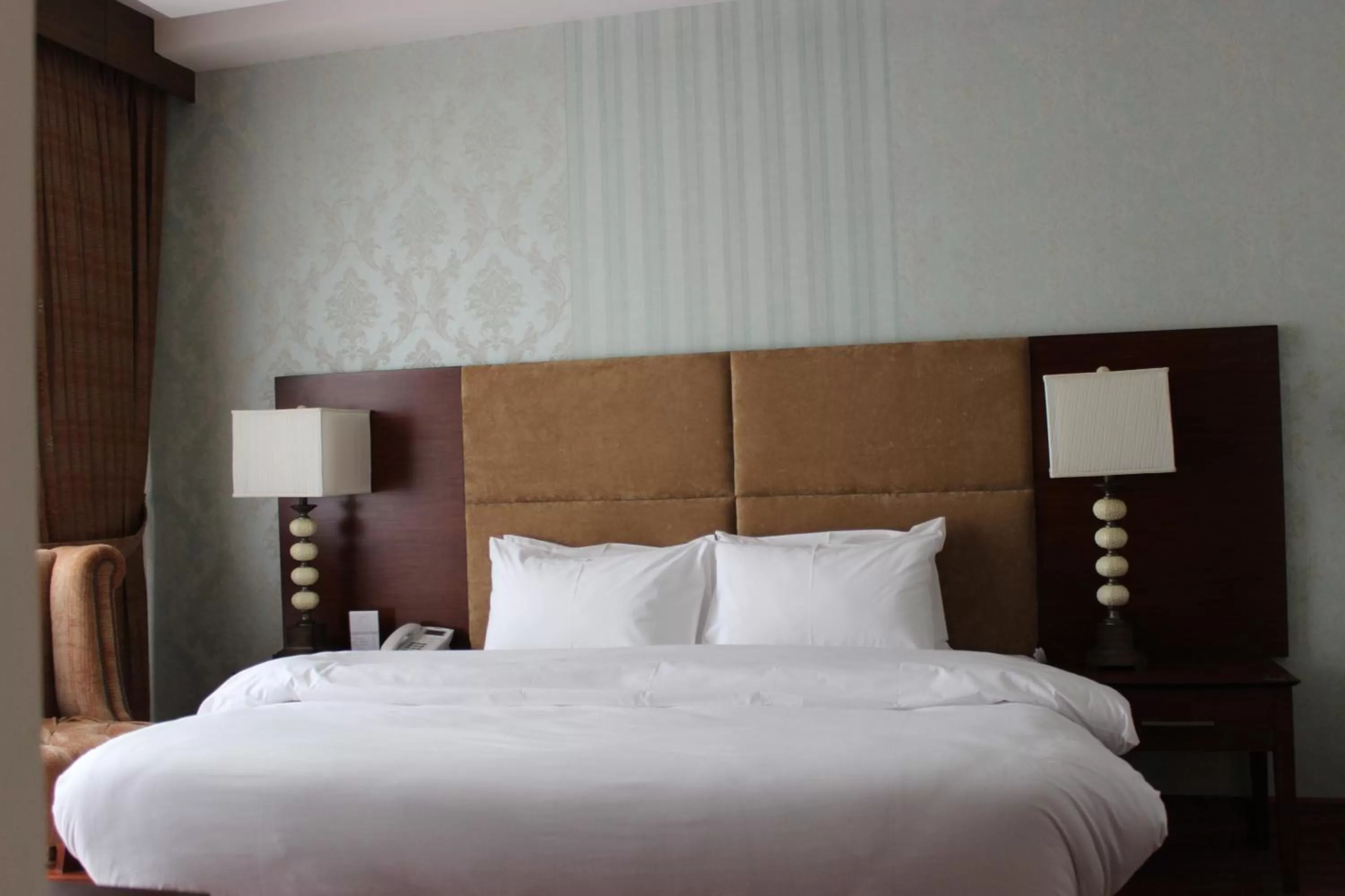 Bed in S Chalet Islamabad