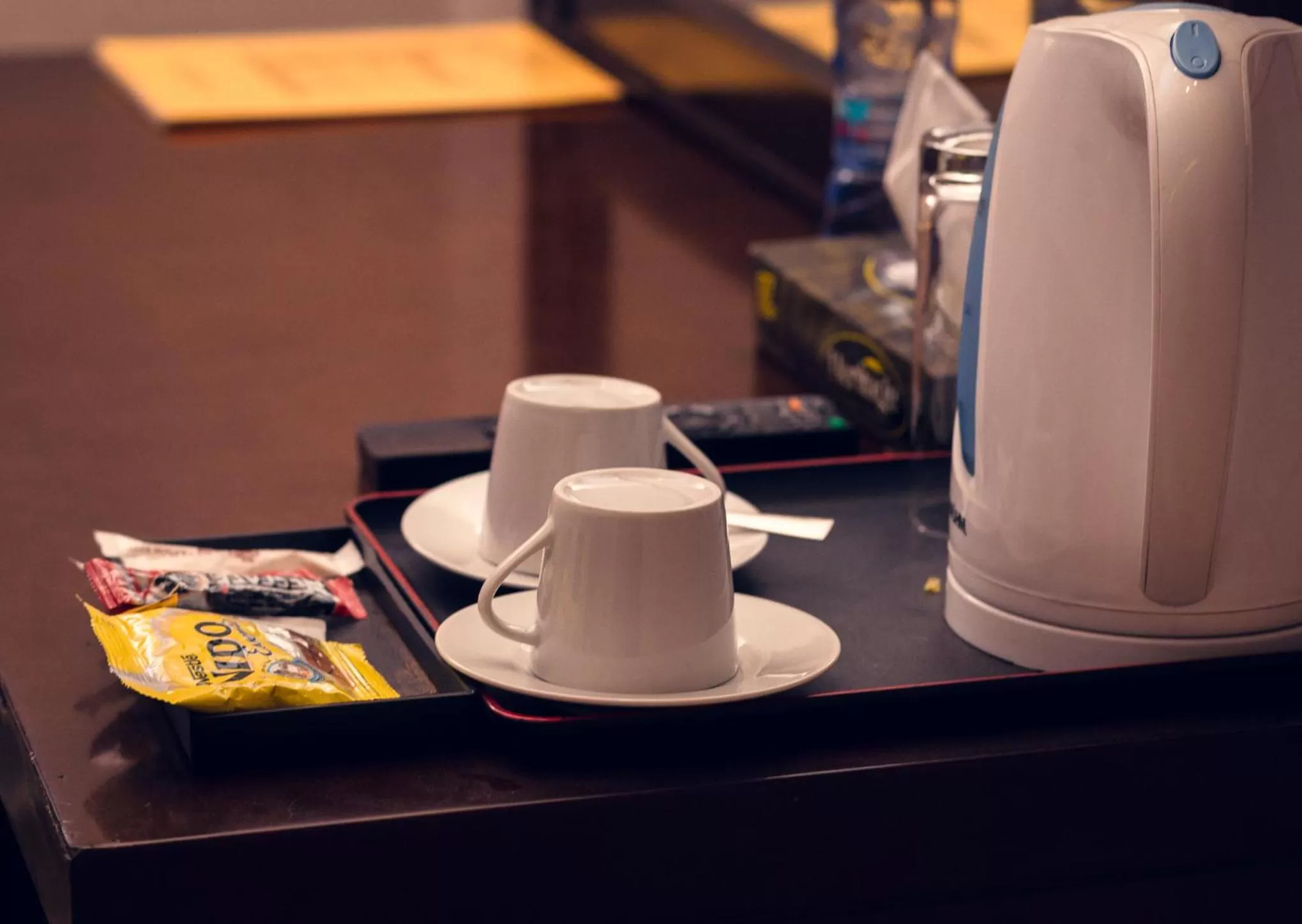 Coffee/tea facilities in Noble House Hotel
