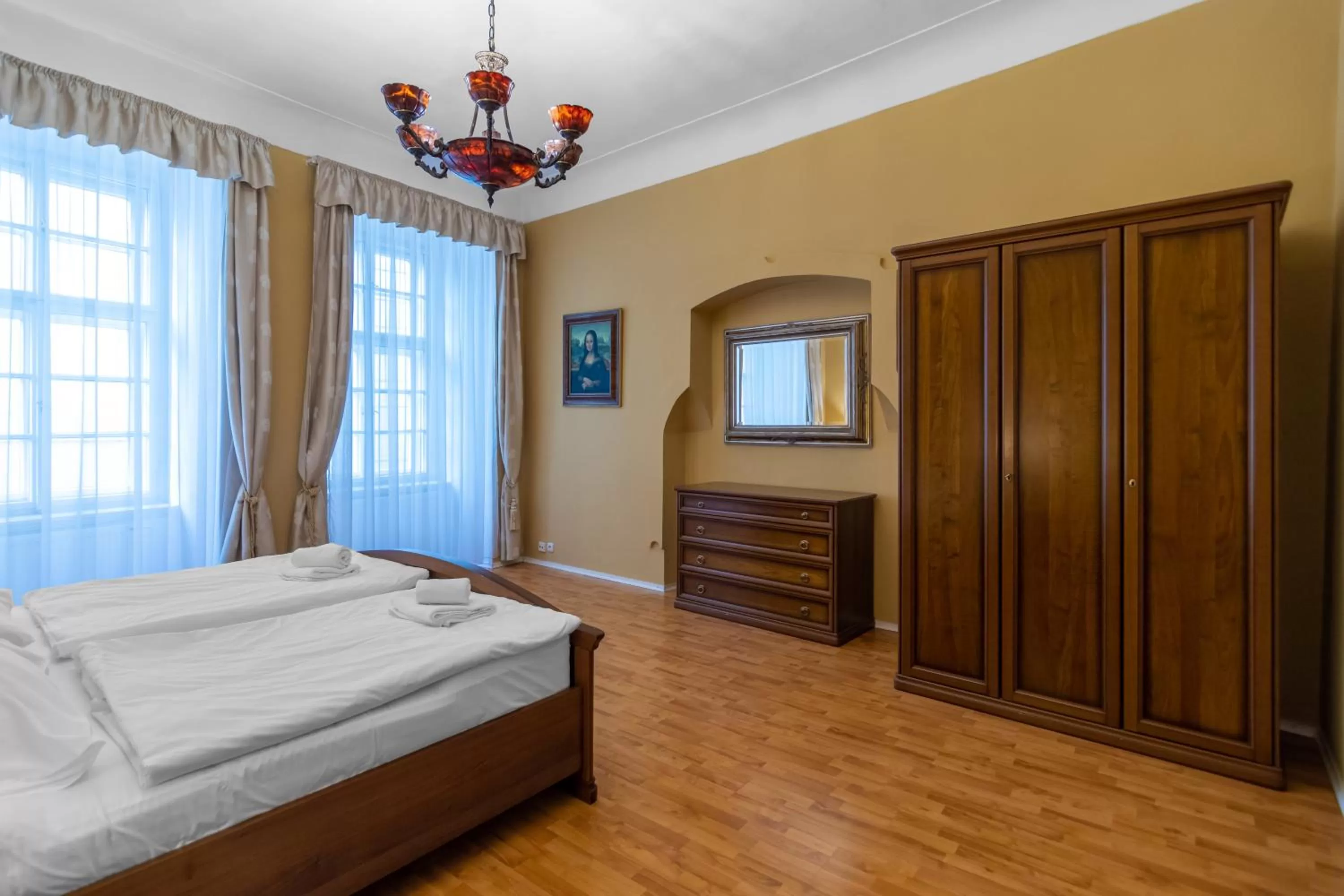 Photo of the whole room, Bed in Residence Seven Angels