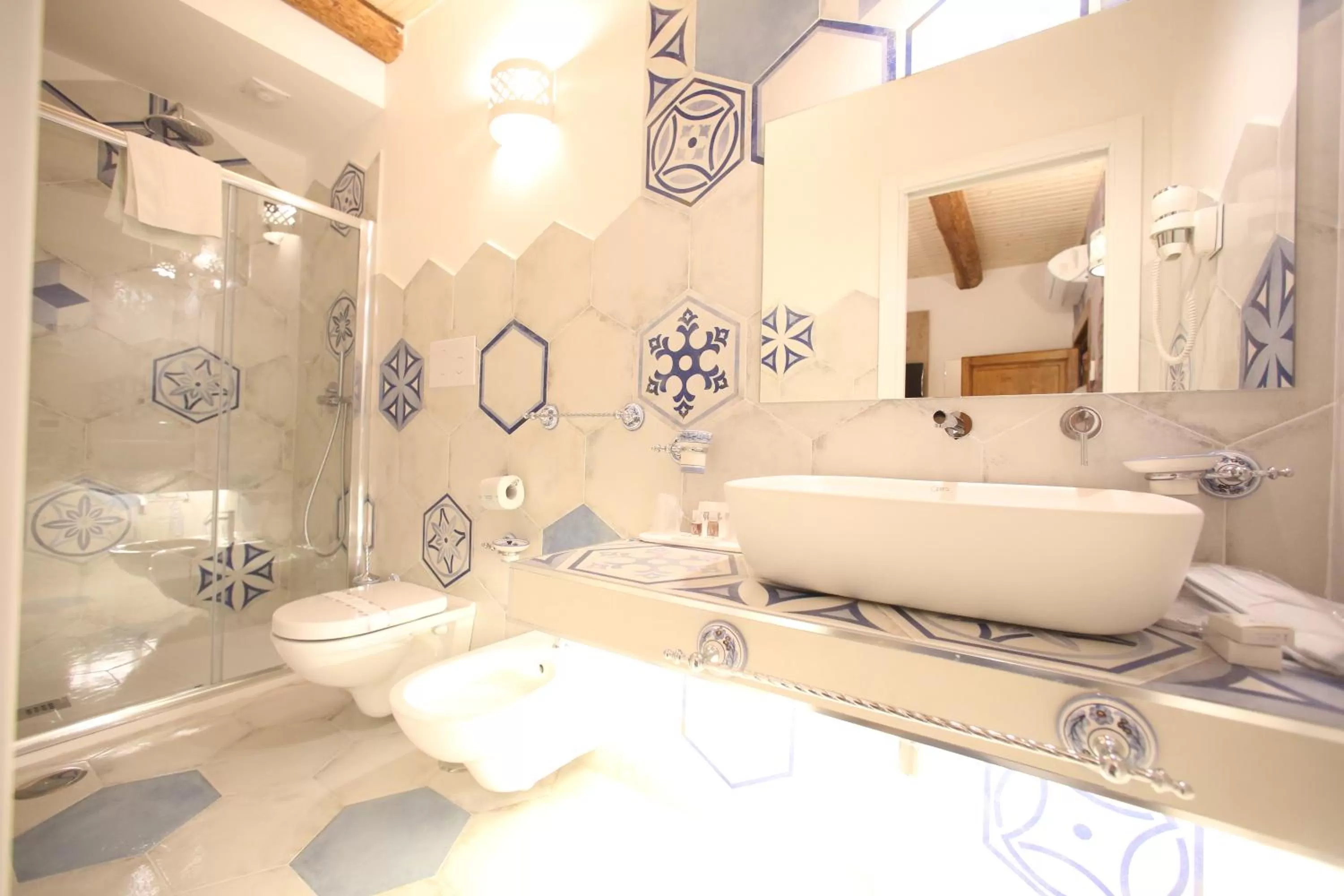 Shower in Relais Piazza Del Plebiscito B&B