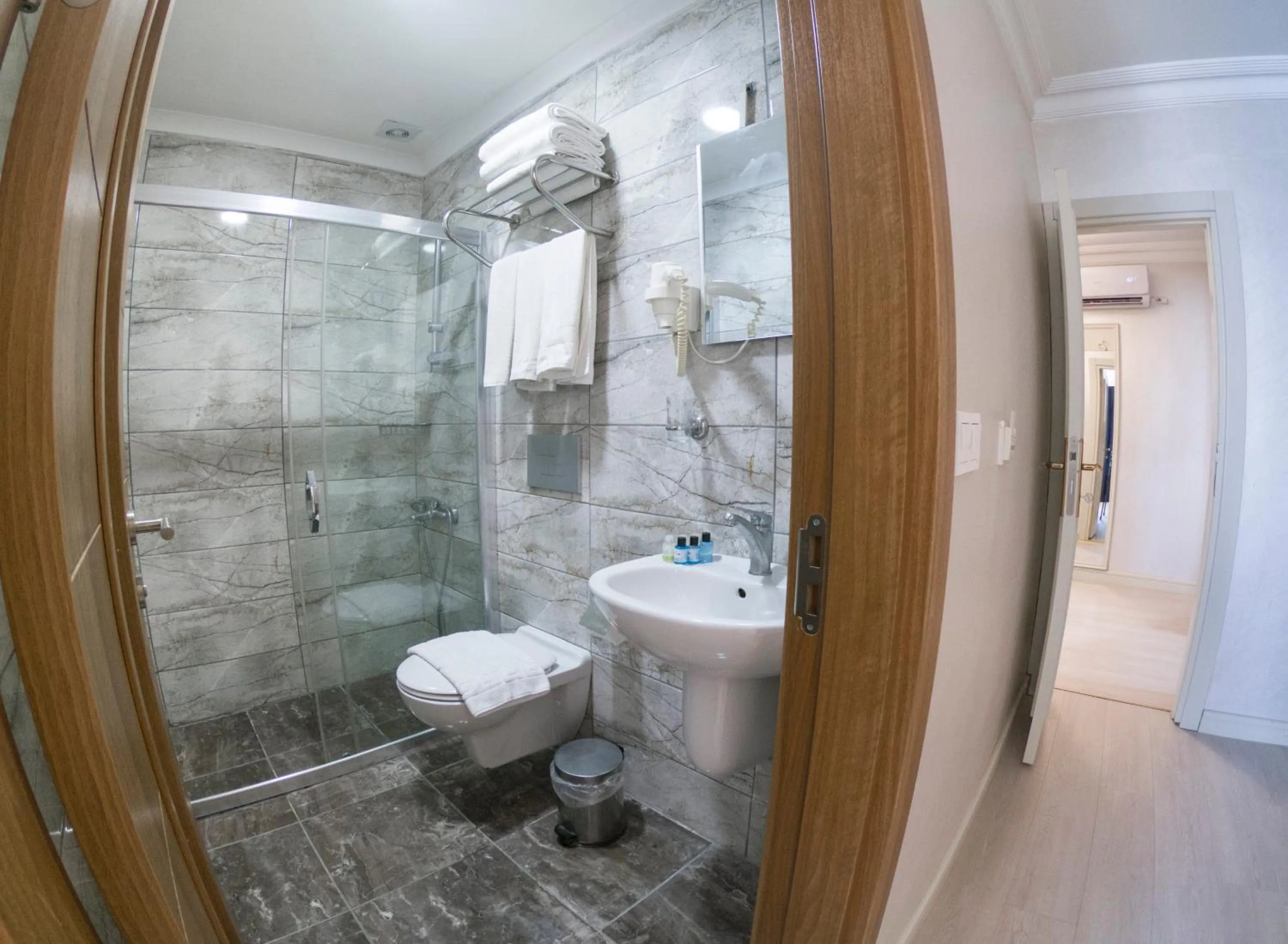 Photo of the whole room in Seher HOTEL