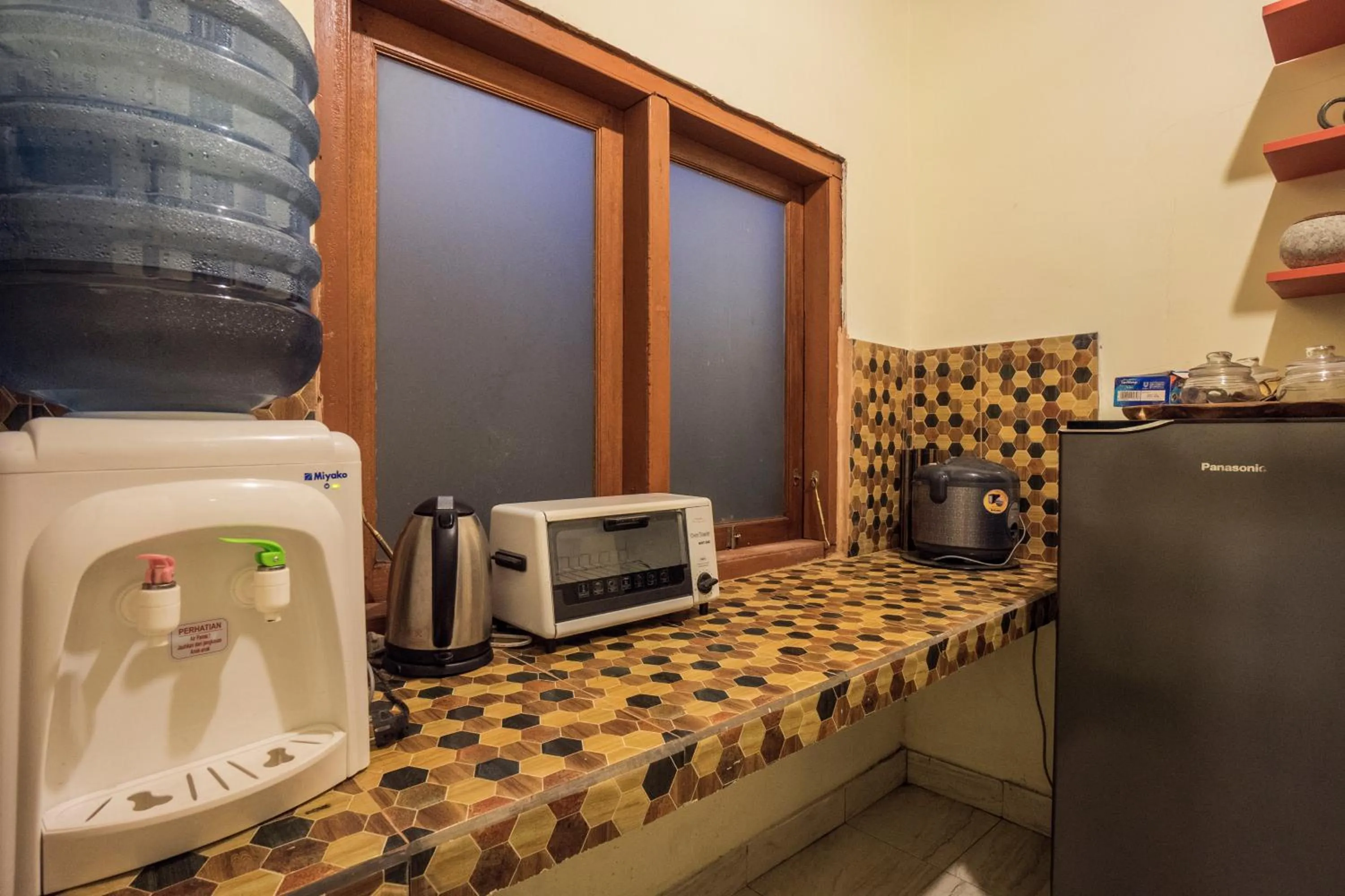 Kitchen or kitchenette in Gajah Biru Bungalows