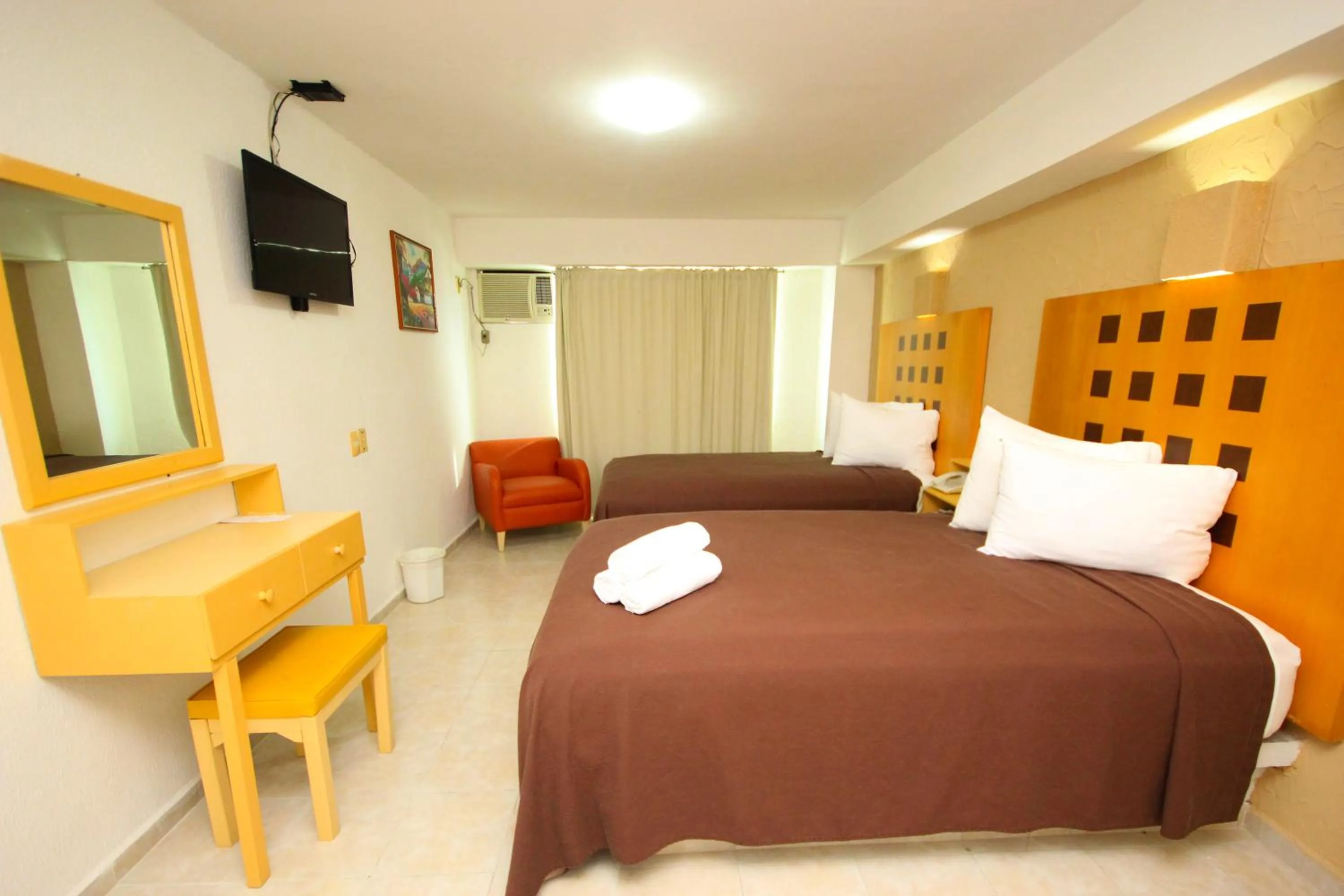 Photo of the whole room, Bed in Hotel Posada del Carmen