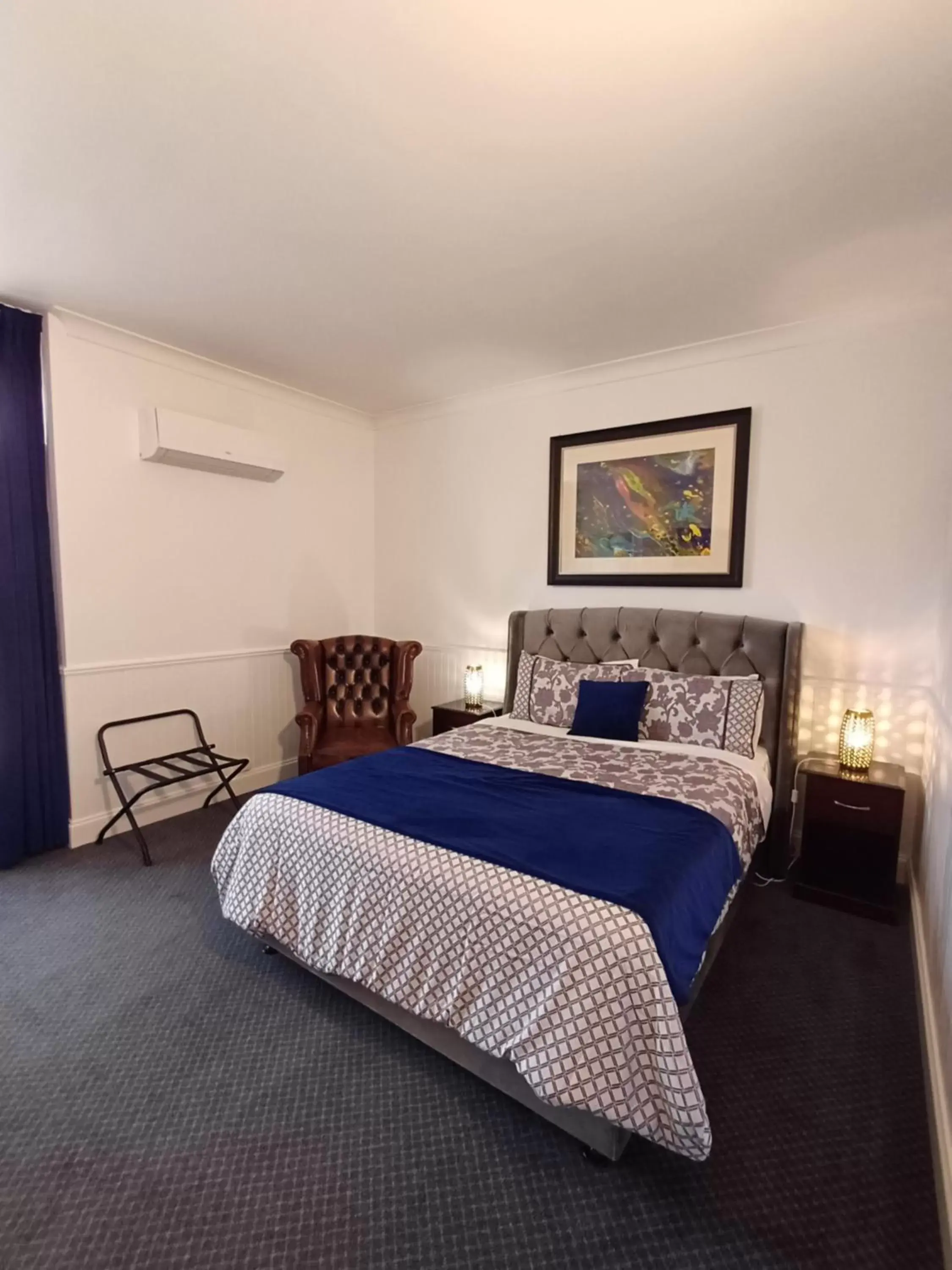 Queen Room with Courtyard in Art Hotel on York Queen Room with Courtyard in Art Hotel on York