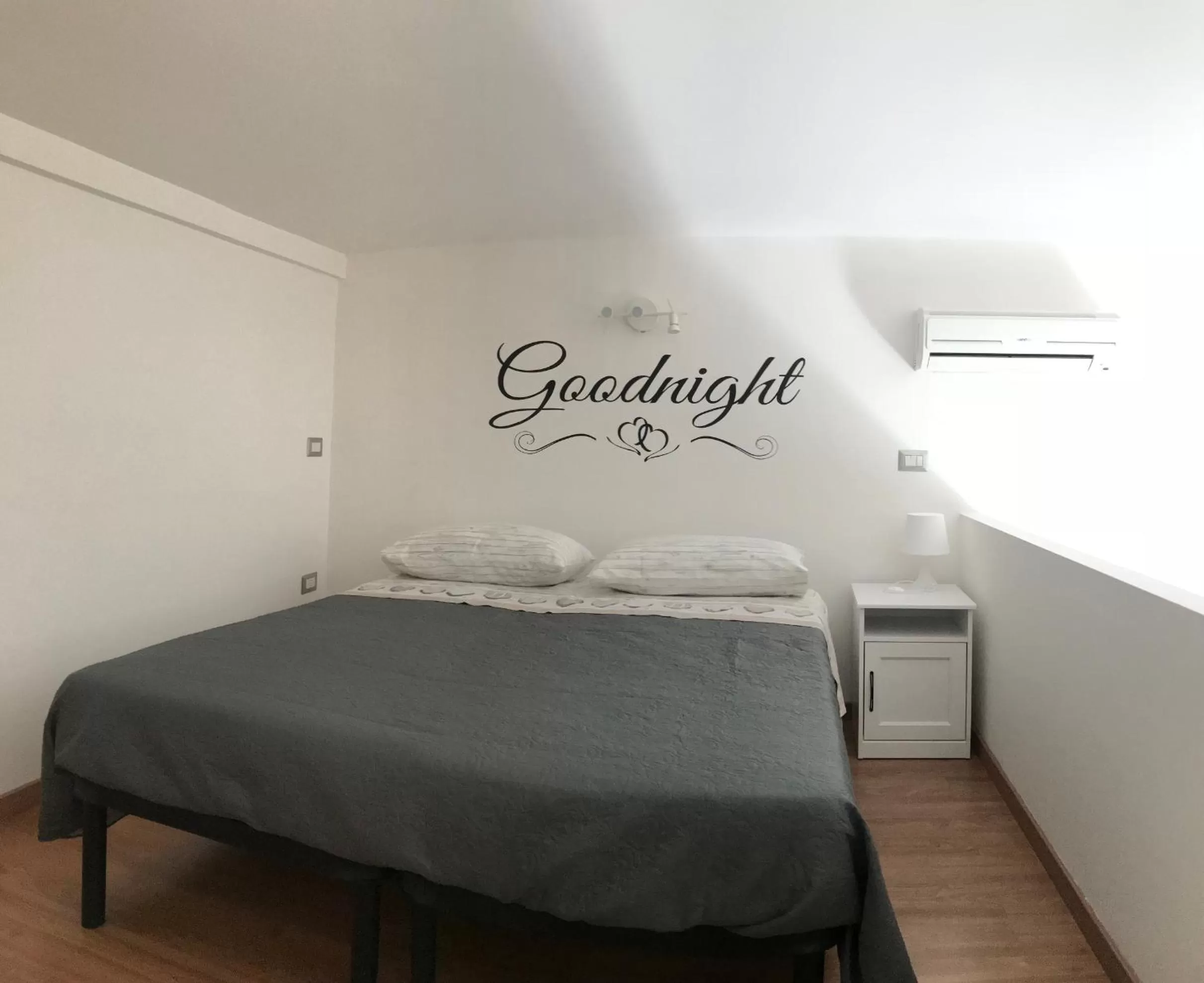 Bed in Ale & Tizy House