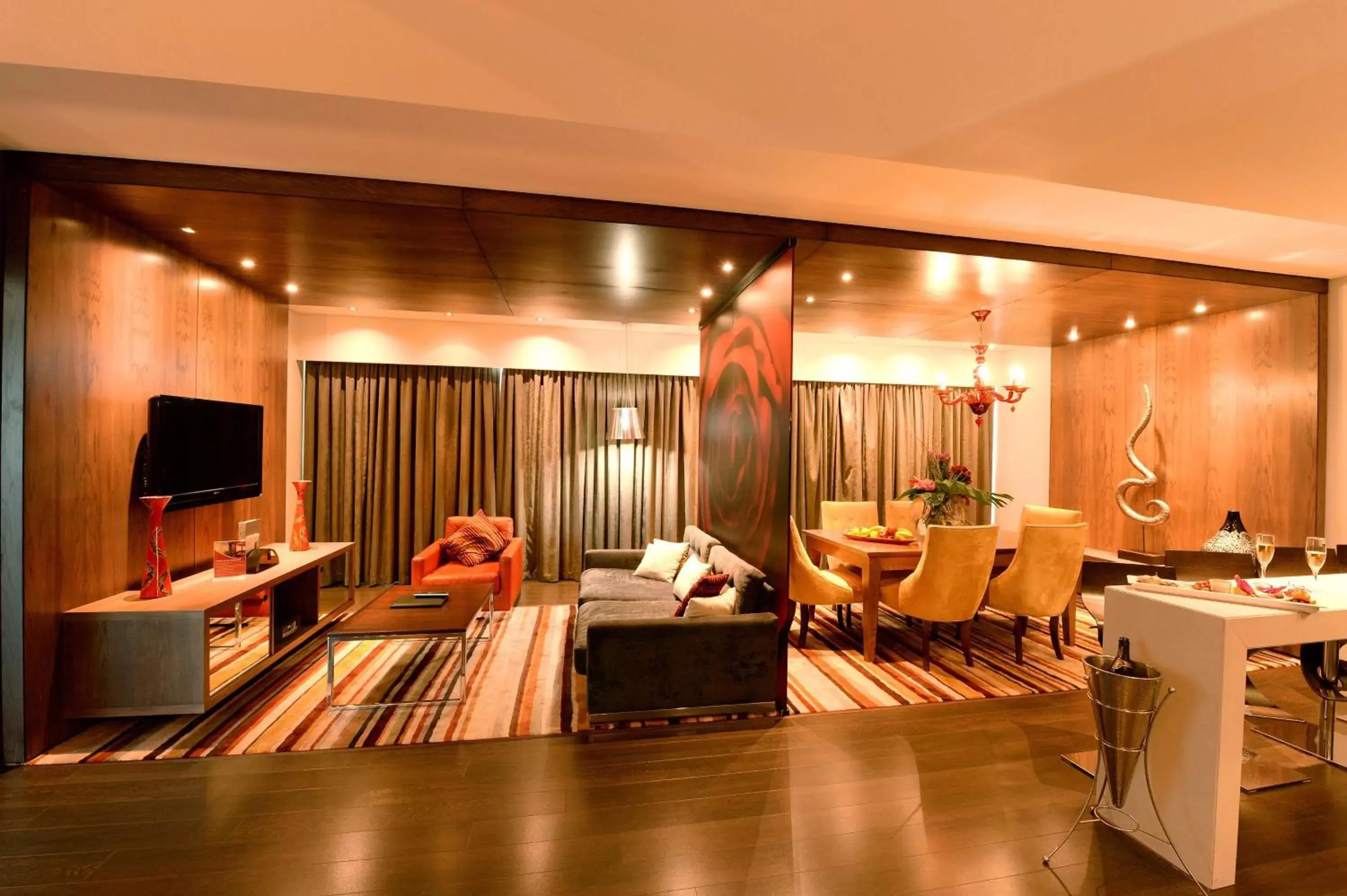 Presidential Suite in Southern Sun Rosebank, Johannesburg Presidential Suite in Southern Sun Rosebank, Johannesburg