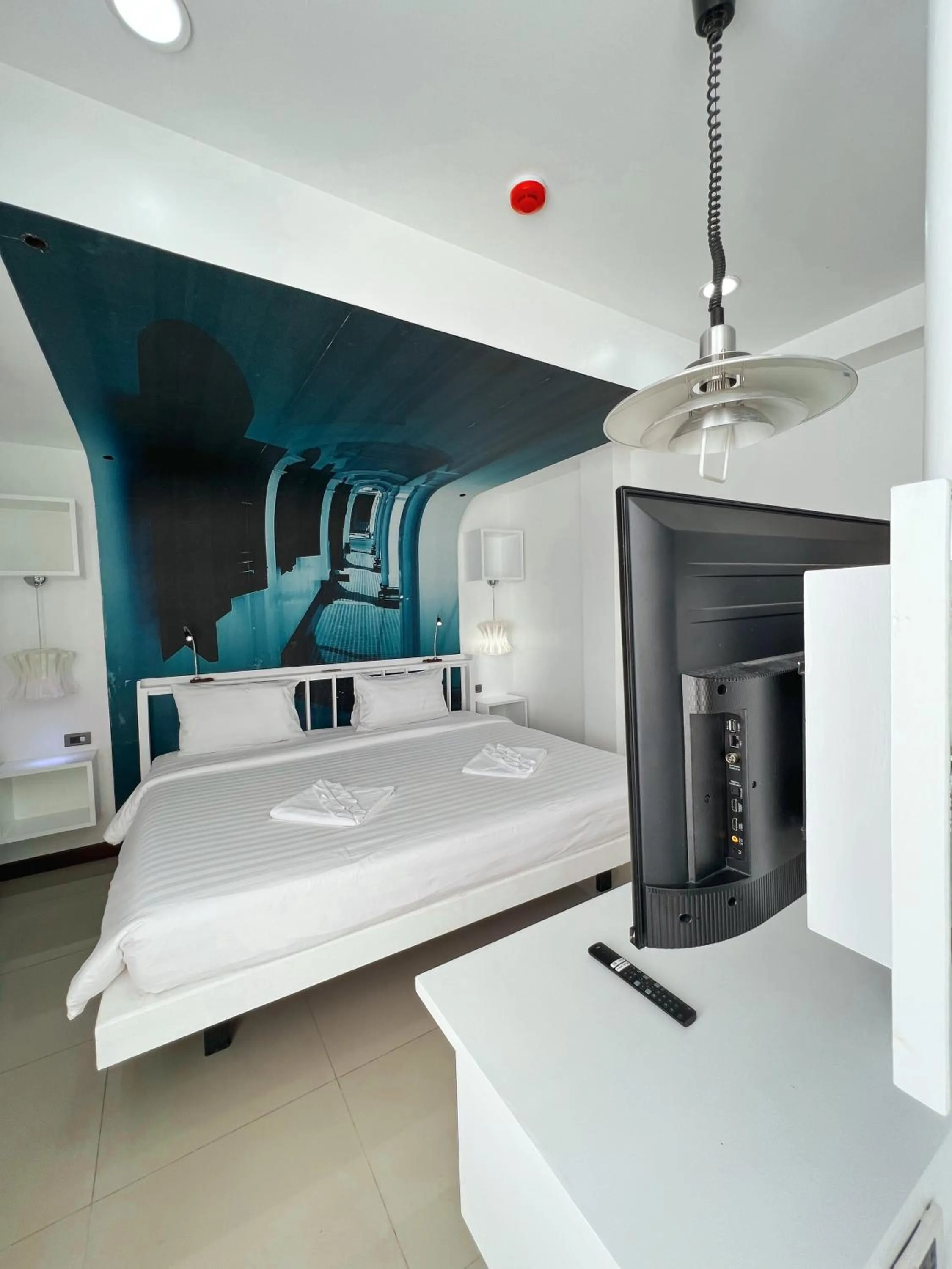 Bed in The Color Kata