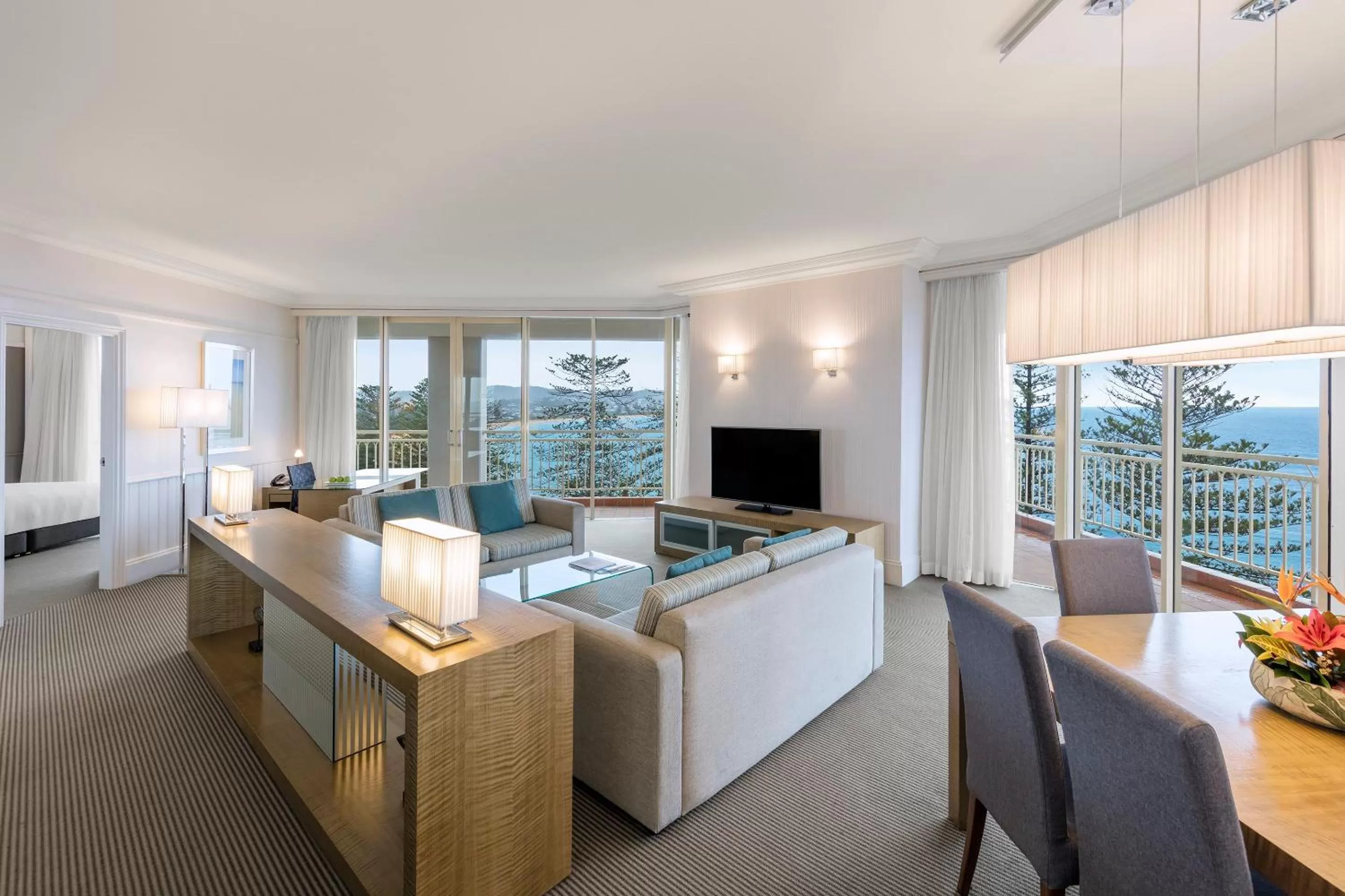 Bedroom in Crowne Plaza Terrigal Pacific by IHG