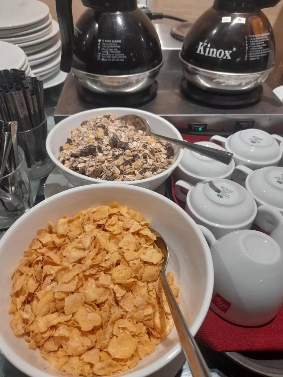 Restaurant/places to eat in Silver Mounts Hotel