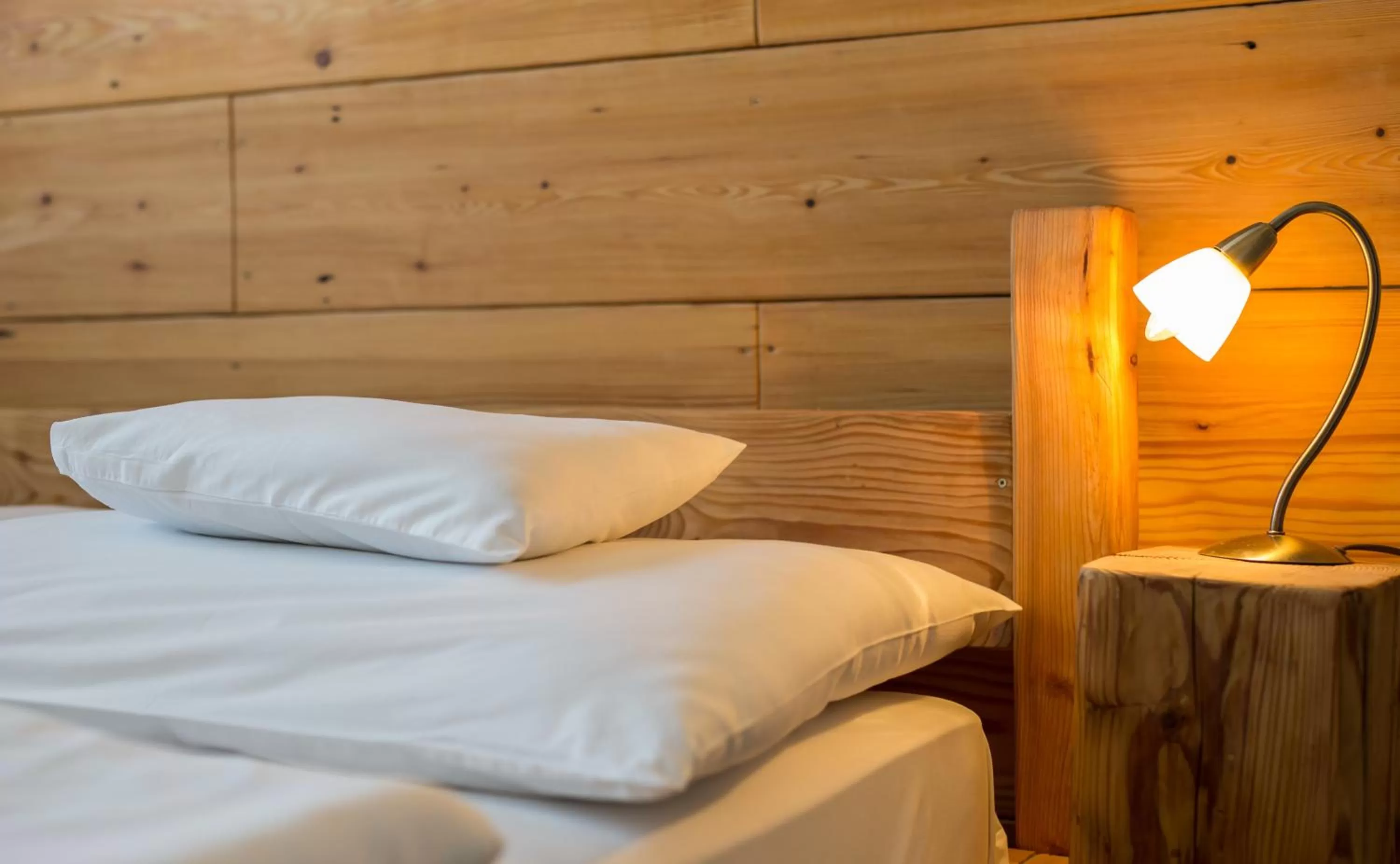 Decorative detail, Bed in Révész Hotel, Restaurant and Rosa Spa