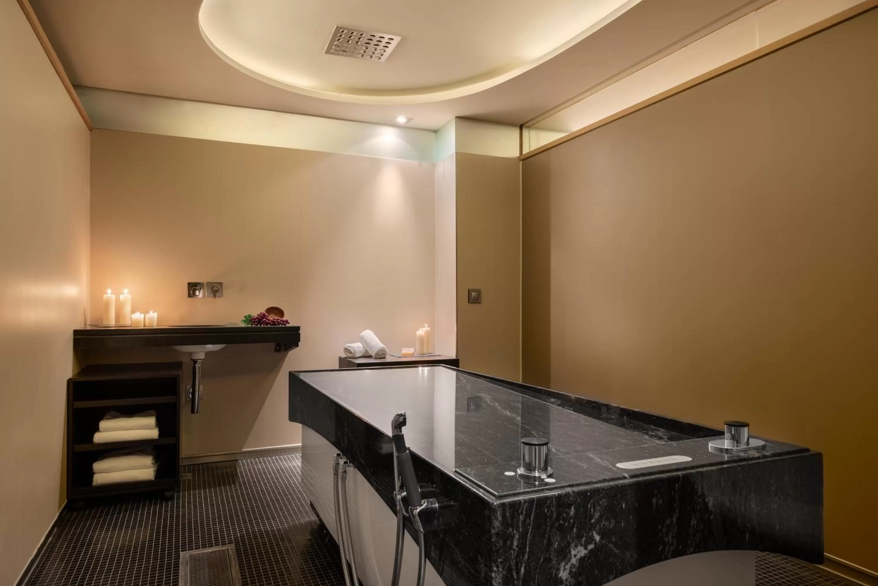 Spa and wellness centre/facilities in Valbusenda Hotel Bodega & Spa