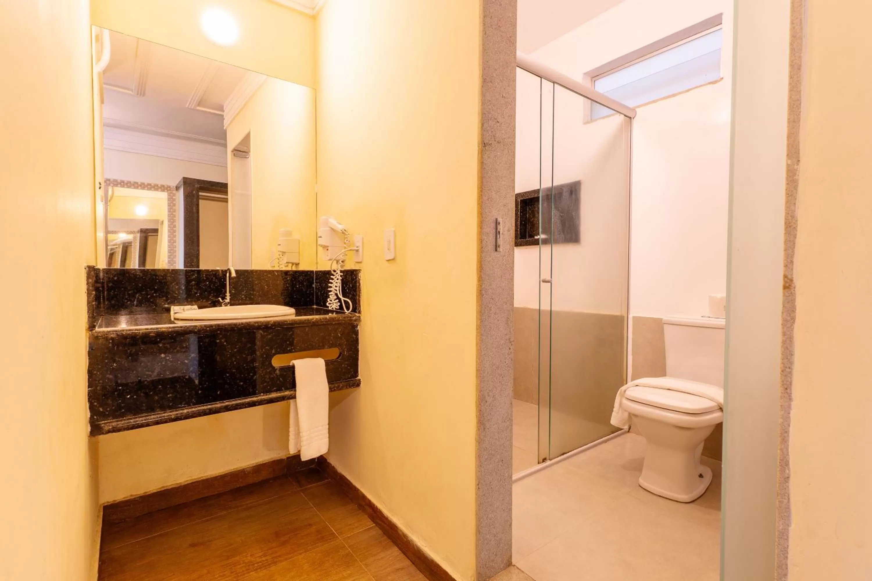 Toilet in Floral Inn Family