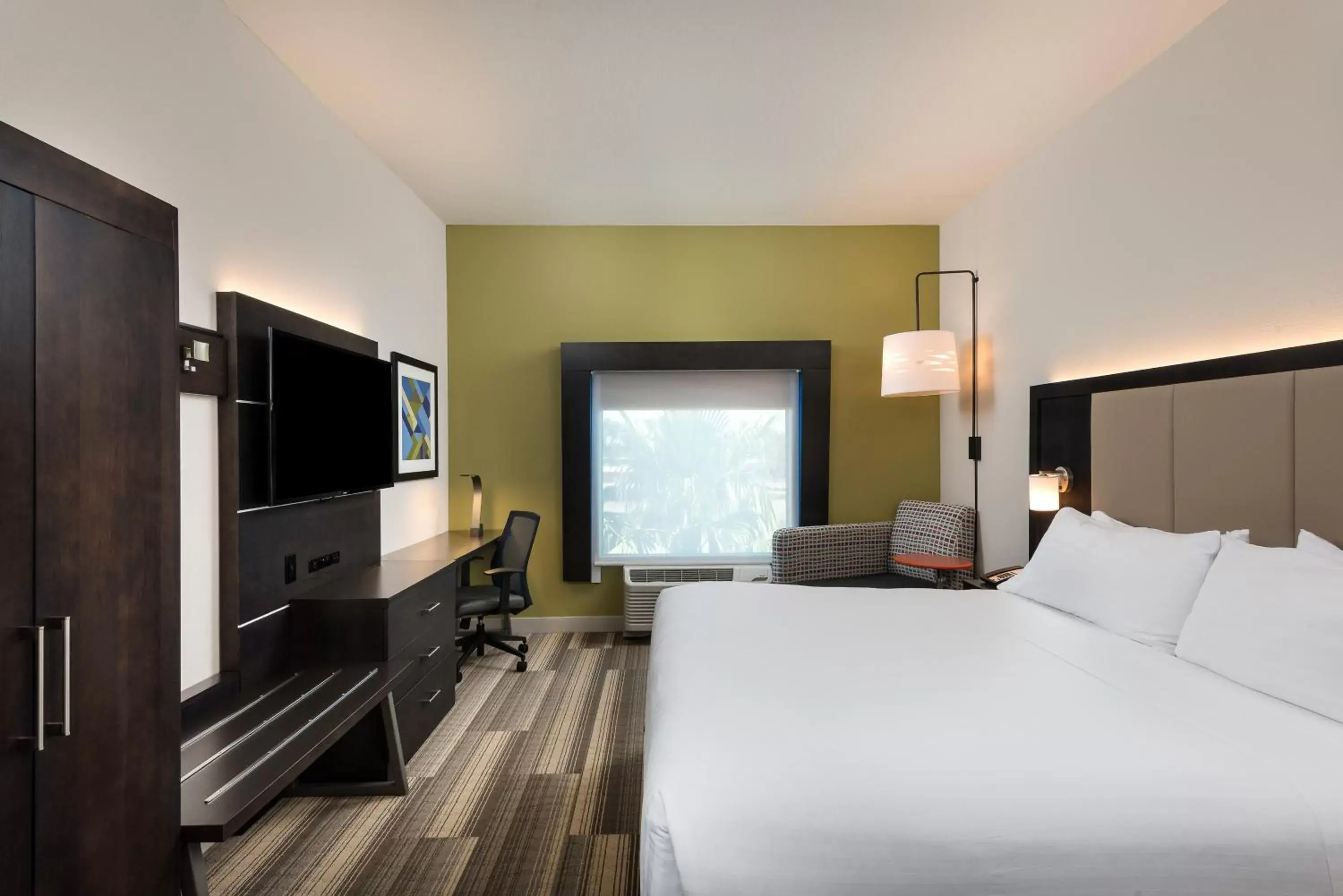 Holiday Inn Express & Suites Lakeland South by IHG Holiday Inn Express & Suites Lakeland South by IHG