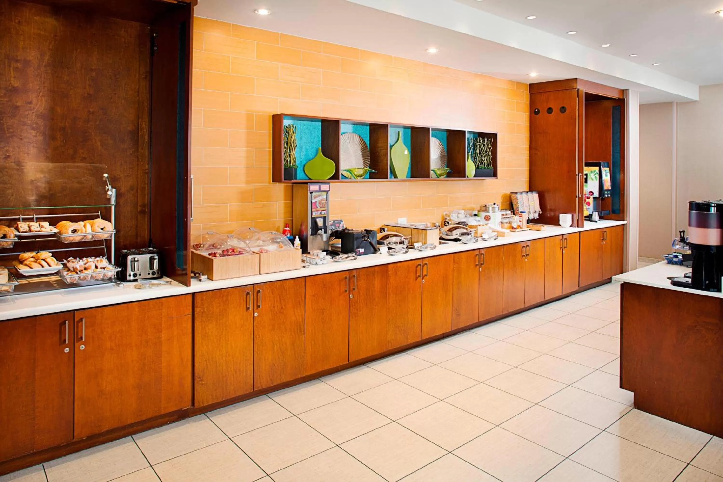 Breakfast in SpringHill Suites by Marriott Dallas Richardson/Plano