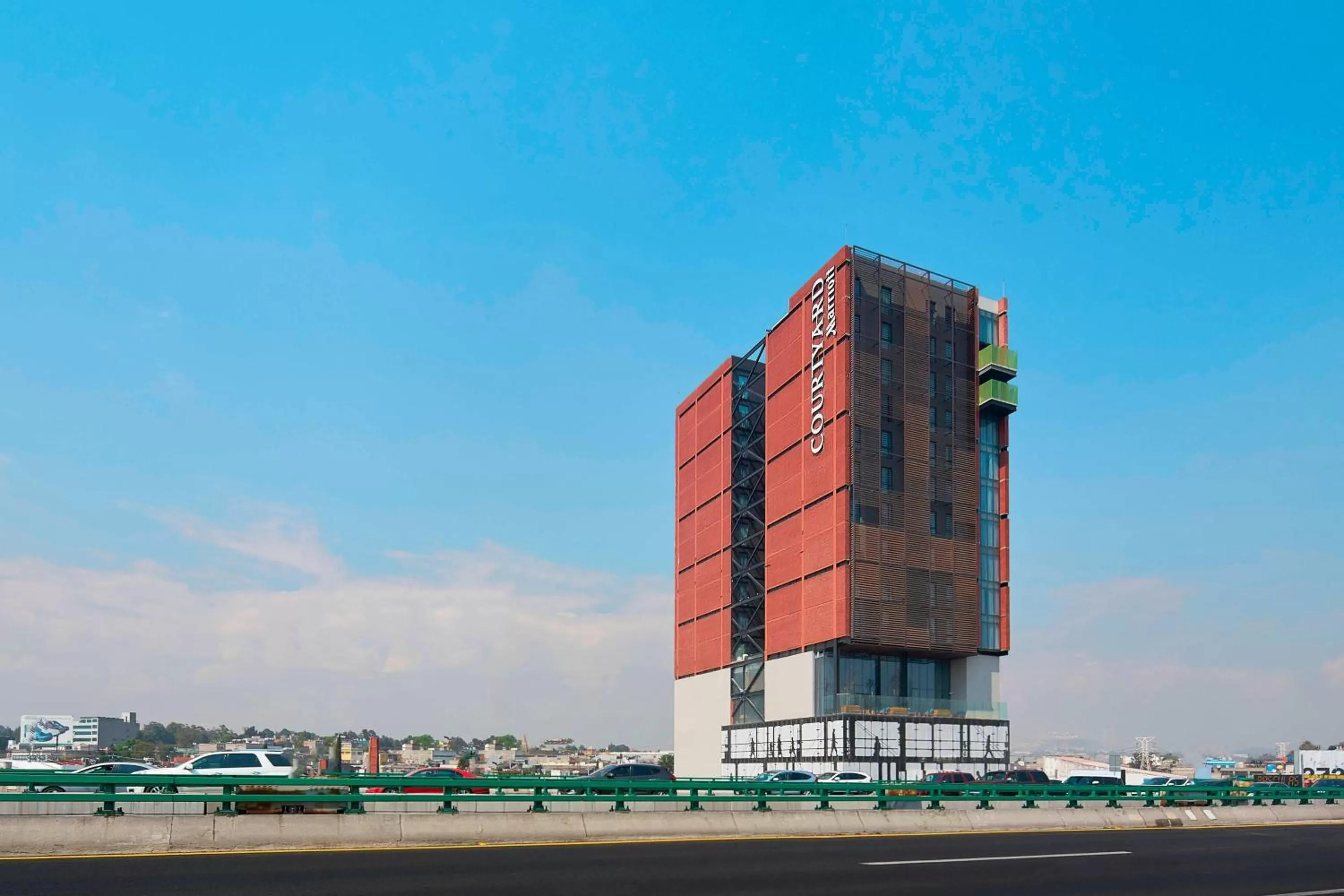 Property building in Courtyard by Marriott Mexico City Toreo