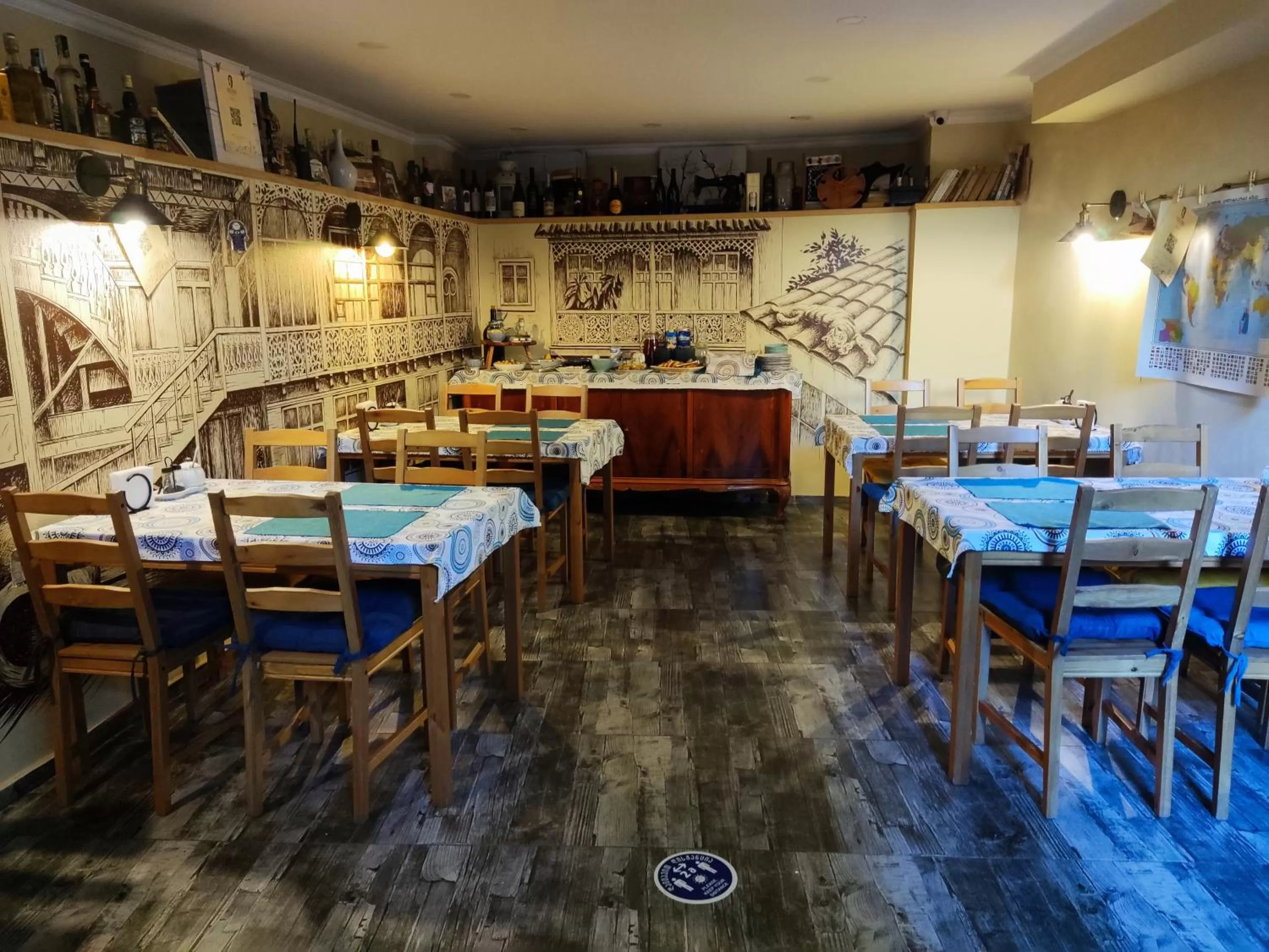 Restaurant/places to eat in Gvino Minda