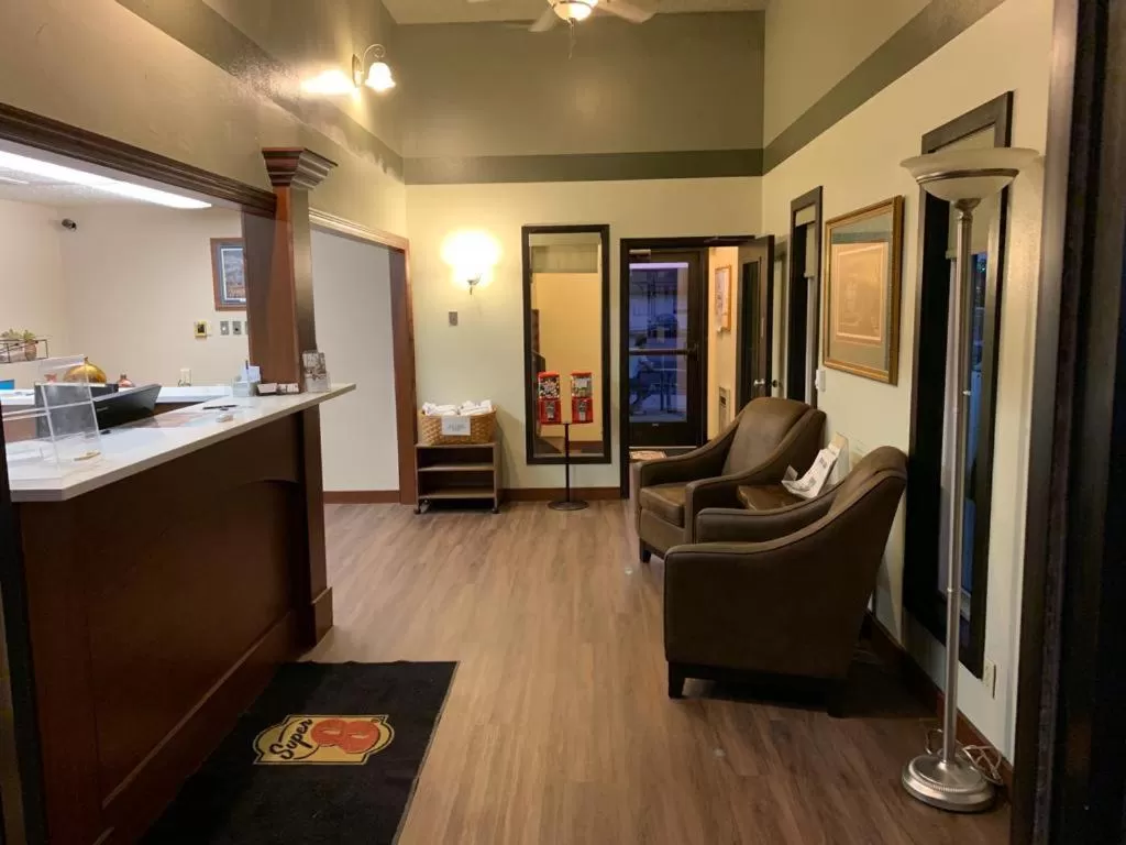 Lobby or reception in Super 8 by Wyndham Huron