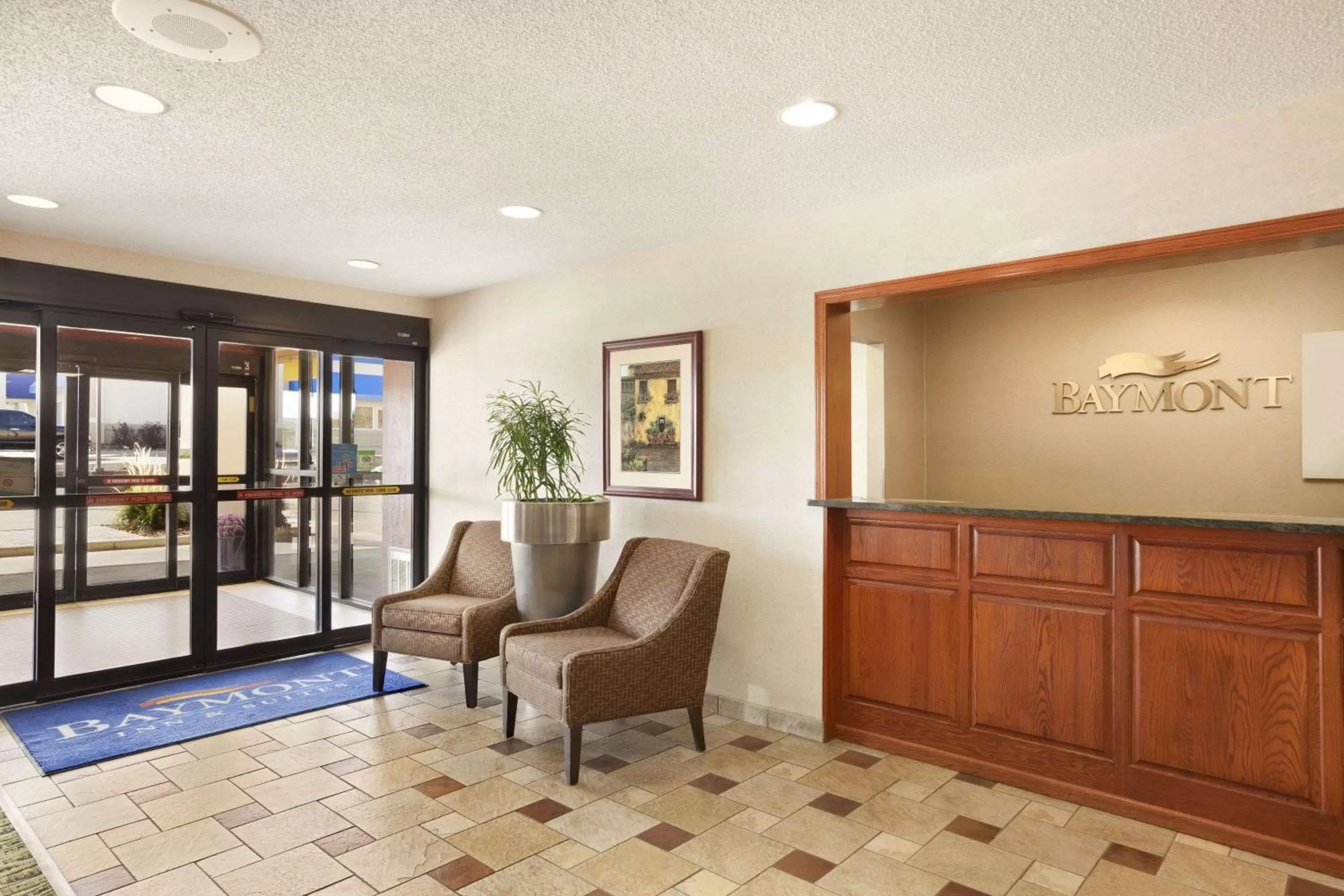Lobby or reception in Baymont by Wyndham Sioux Falls