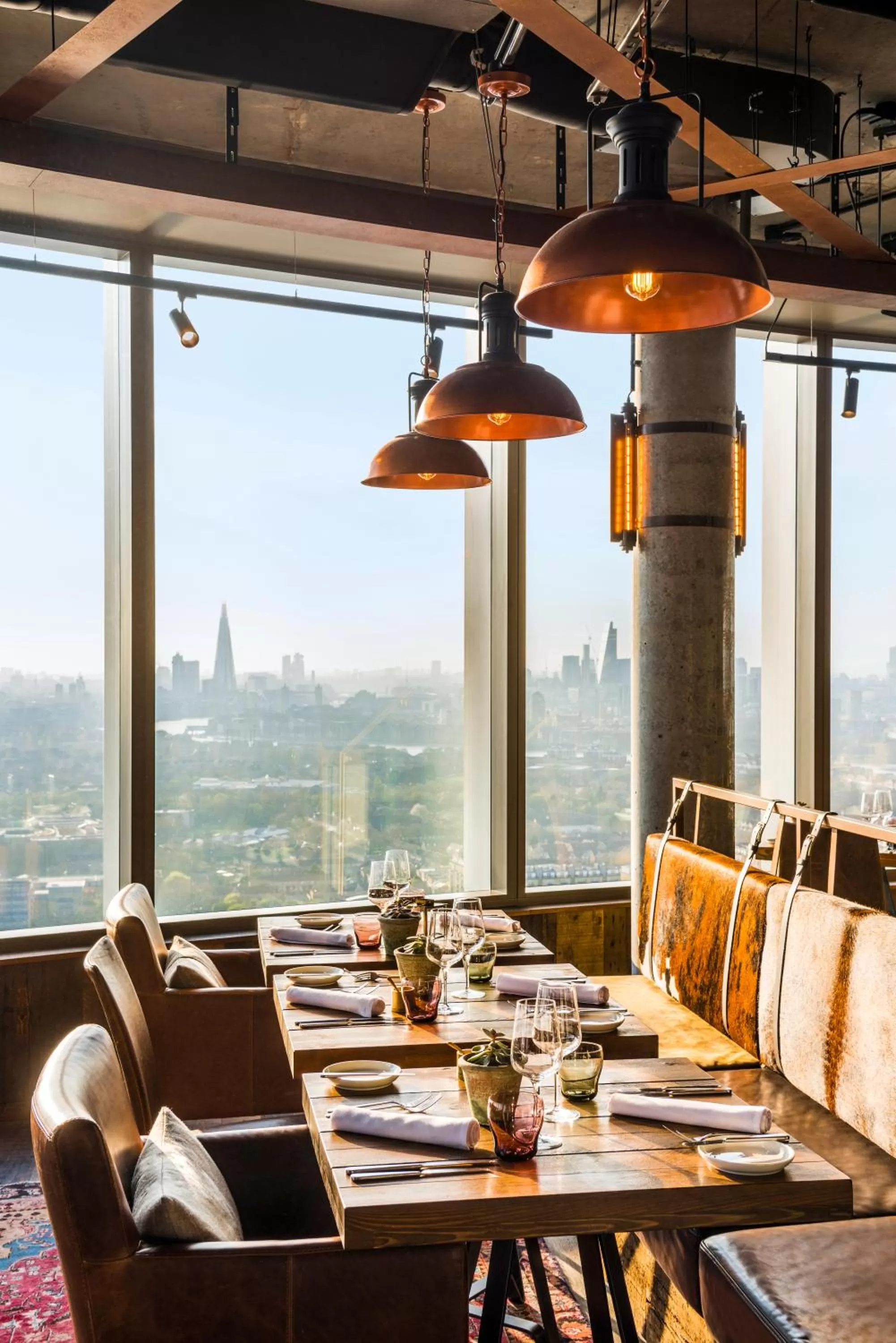 Restaurant/places to eat in Novotel London Canary Wharf