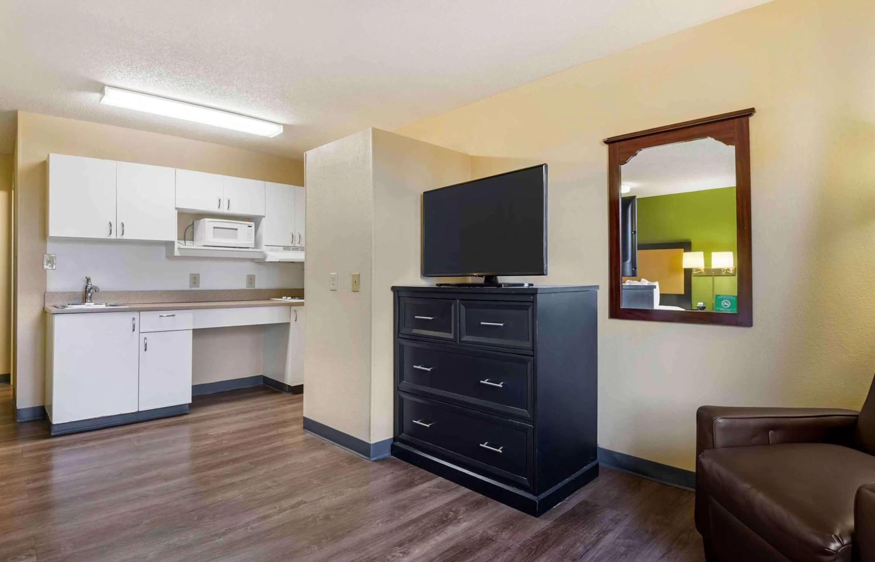 Bedroom in Extended Stay America Suites - Rochester - Henrietta