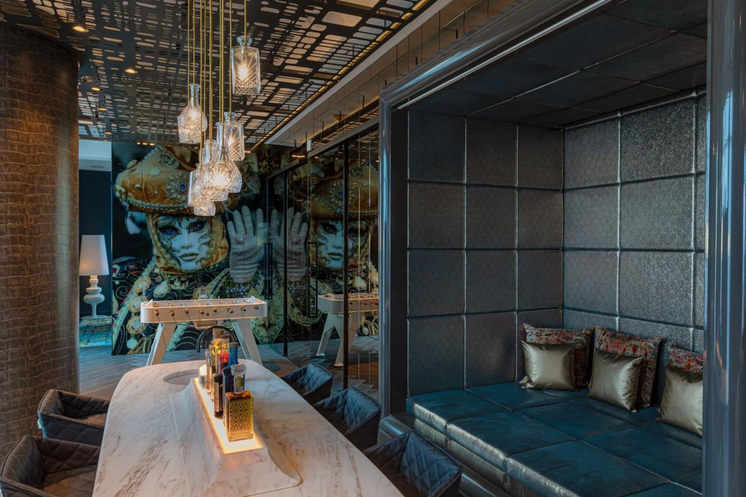 Lounge or bar in W Philadelphia