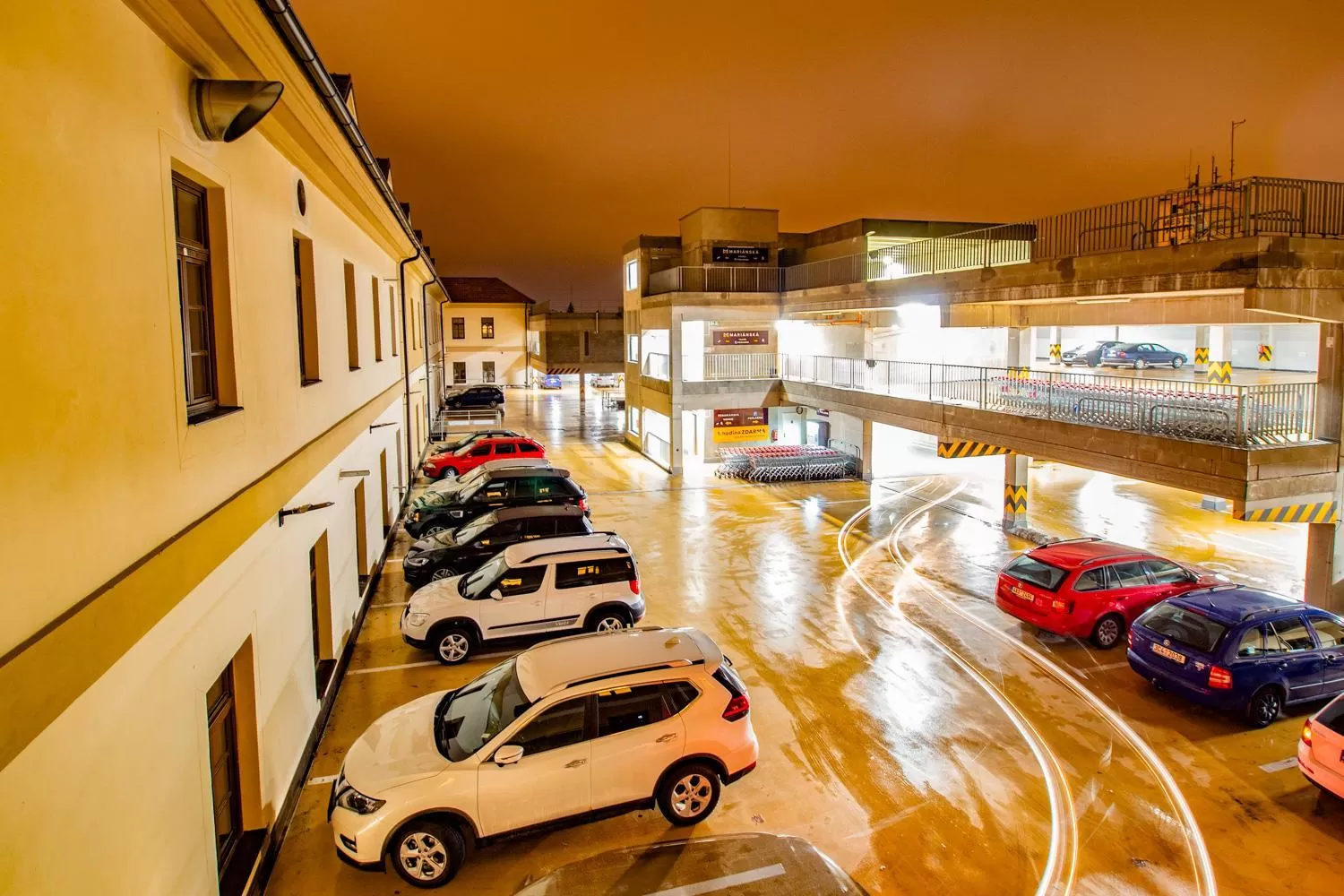 Parking in Residence Mariánská