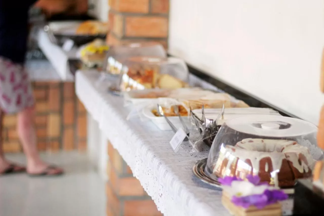 Continental breakfast, Restaurant/Places to Eat in Pousada Vasto Horizonte