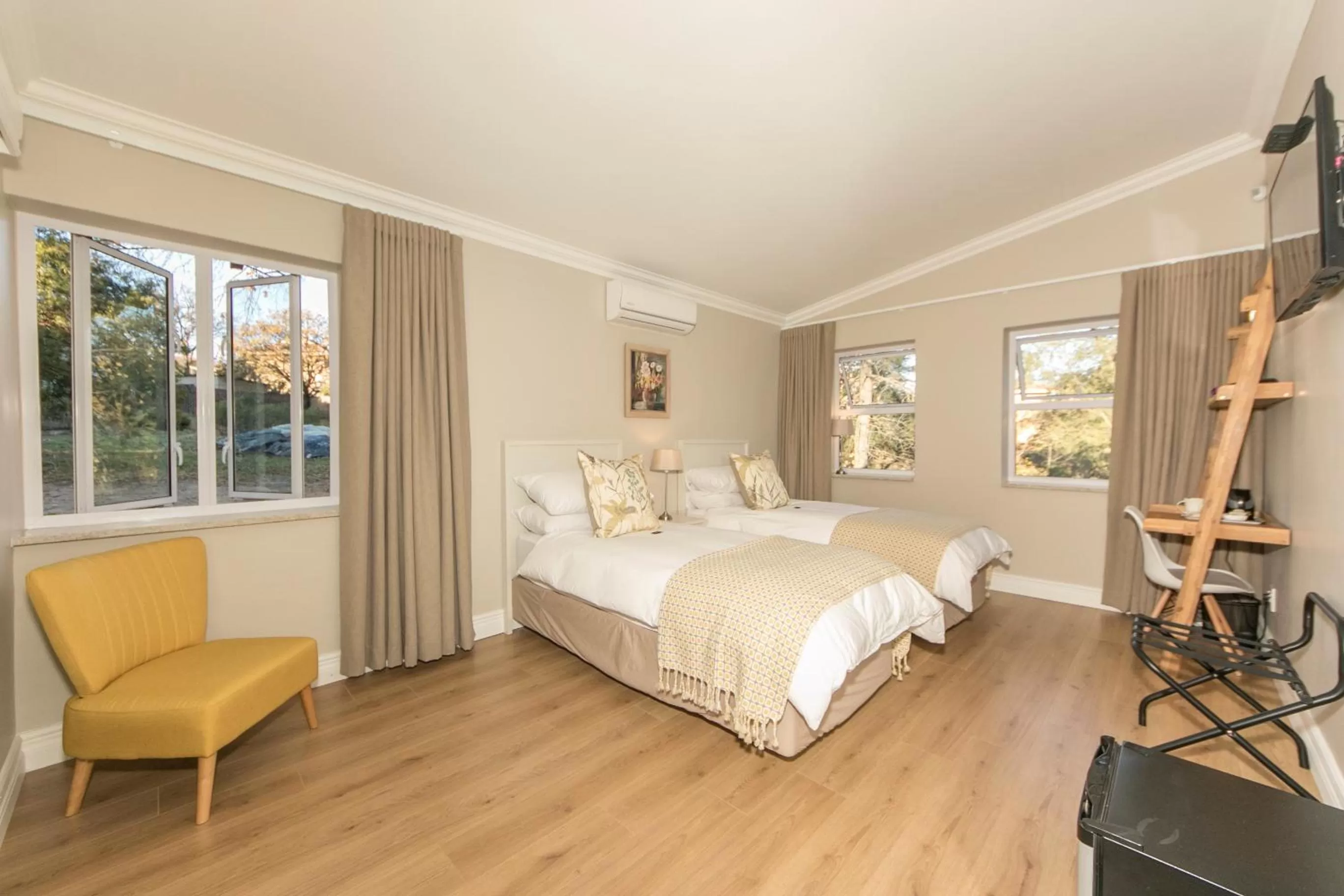 Bed in Amberhall Guesthouse