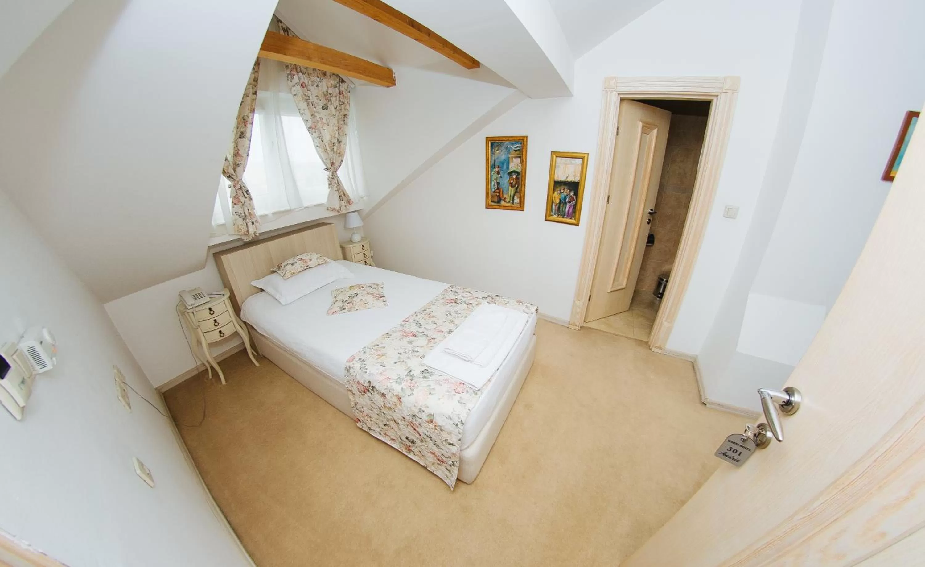 Bed in Garni Hotel Andric