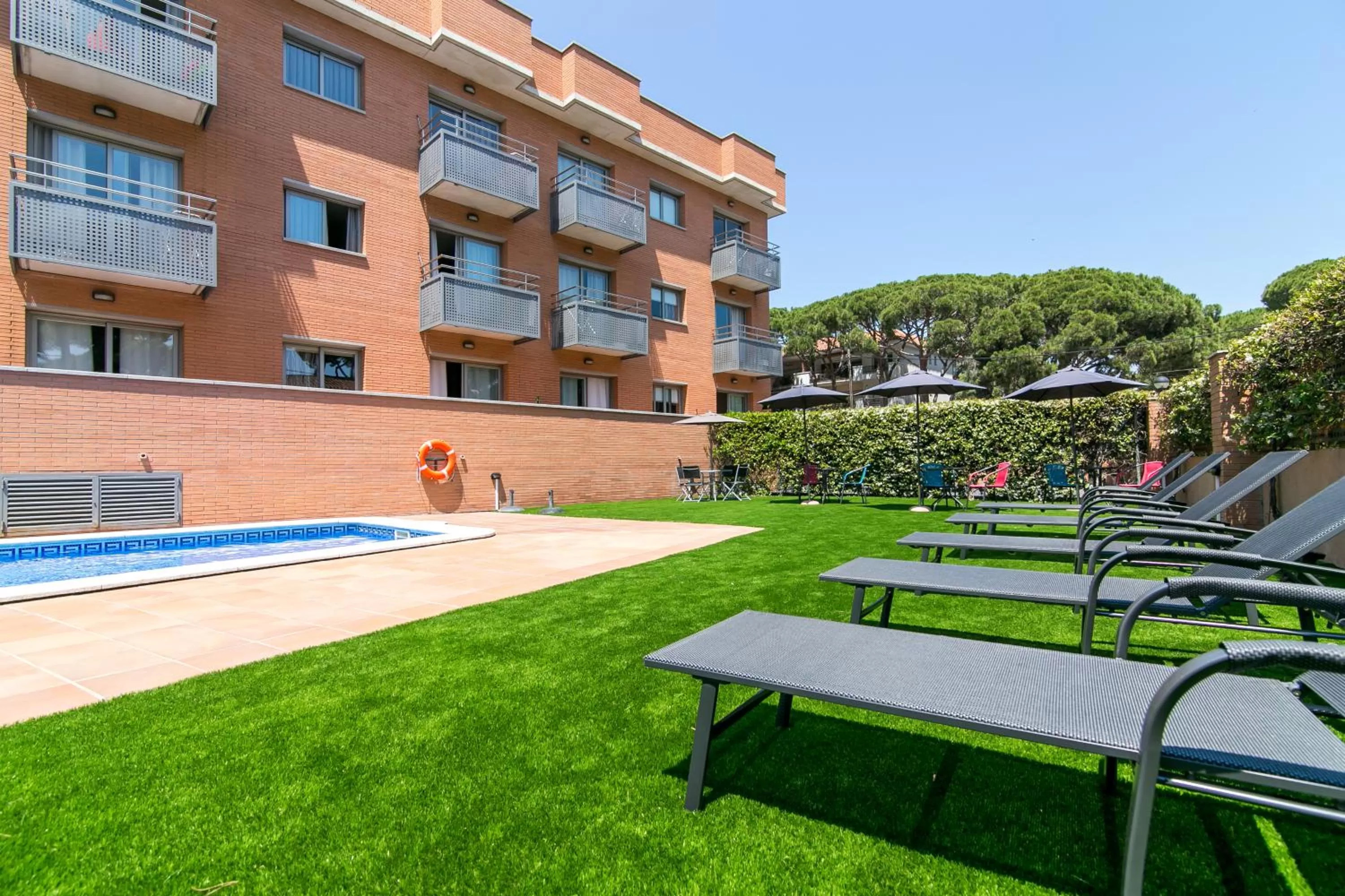 Property building in Aparthotel Bardon